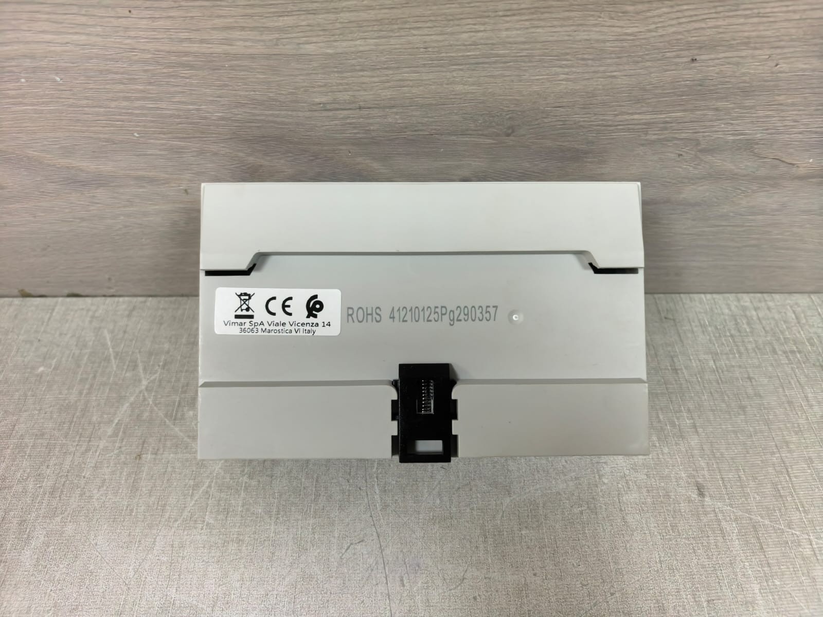 UNKNOWN 01550 VIMAR 01550 4 OUT 1-10V DIMMER 250V 10