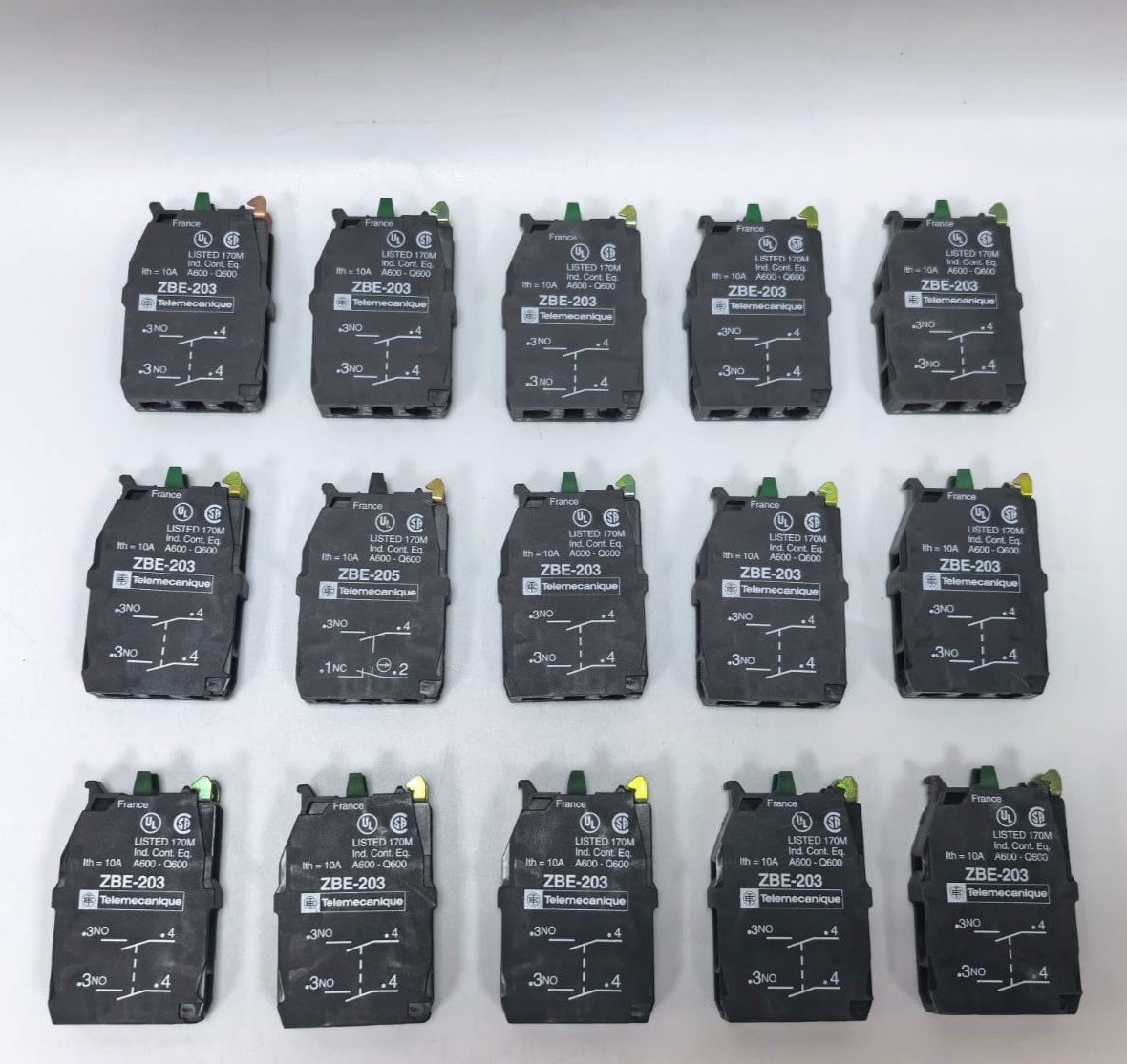 PCS TELEMECANIQUE ZBE-203 DOUBLE CONTACT BLOCK