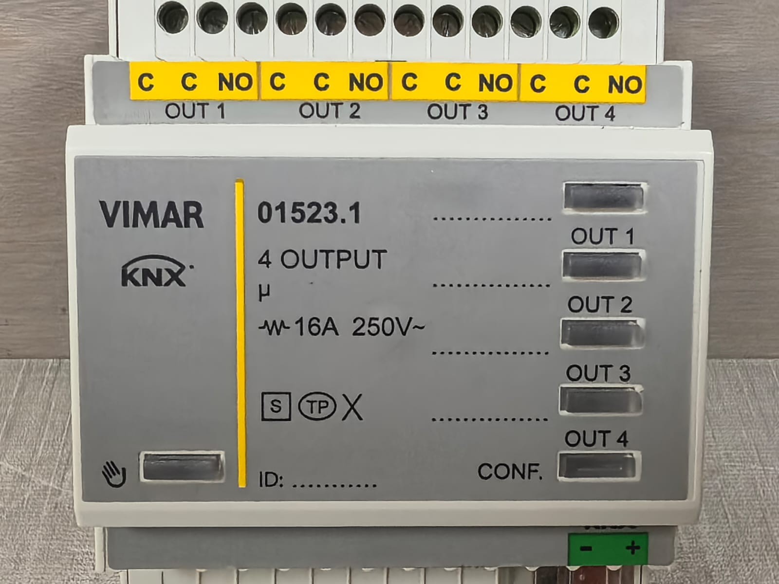 UNKNOWN 01523.1 VIMAR 01523.1 4 OUTPUT ACTUATOR 16A 250V 4