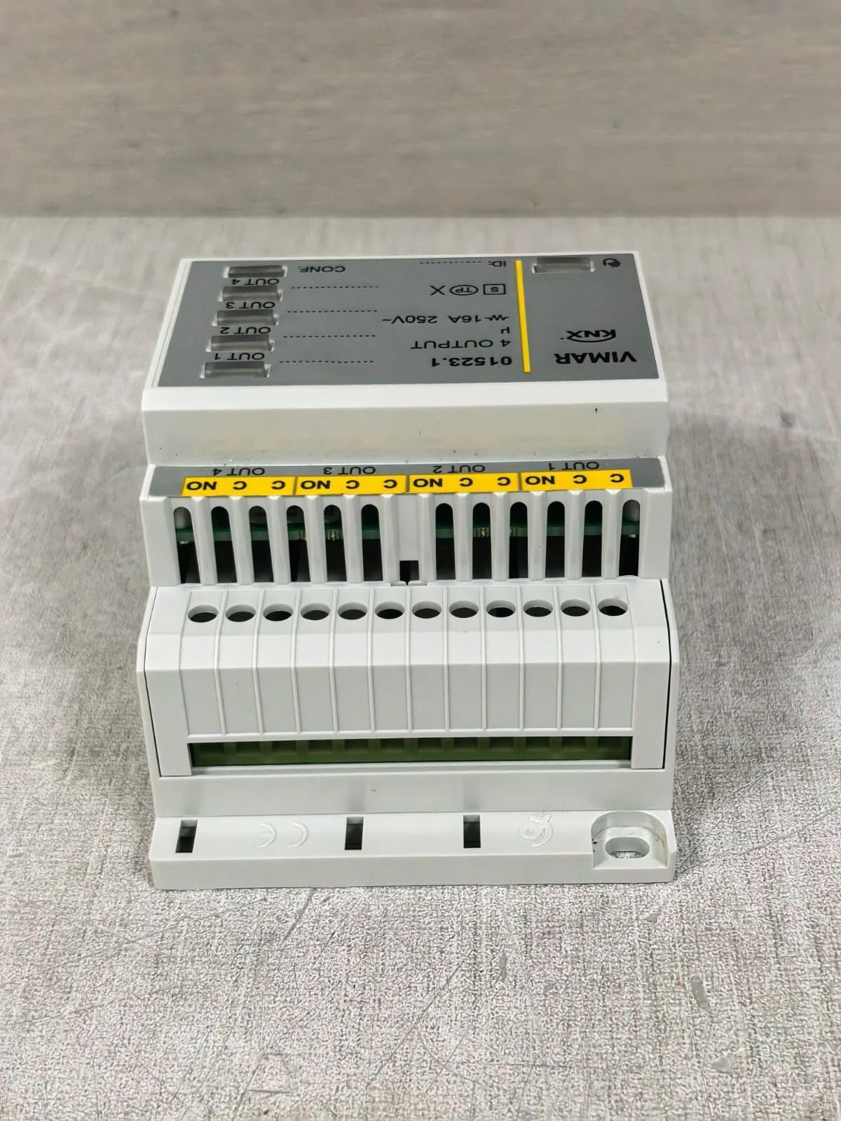 UNKNOWN 01523.1 VIMAR 01523.1 4 OUTPUT ACTUATOR 16A 250V 8