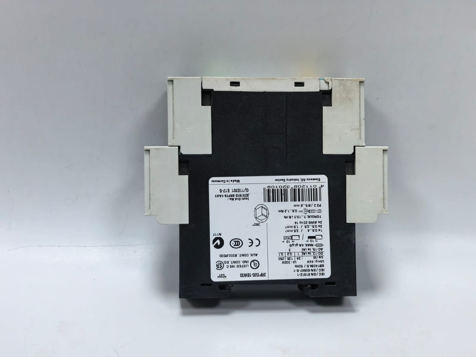 Siemens 3RP1505-1BW30 PCS SIEMENS SIRIUS 3RP1505-1BW30 TIME DELAY RELAY 4