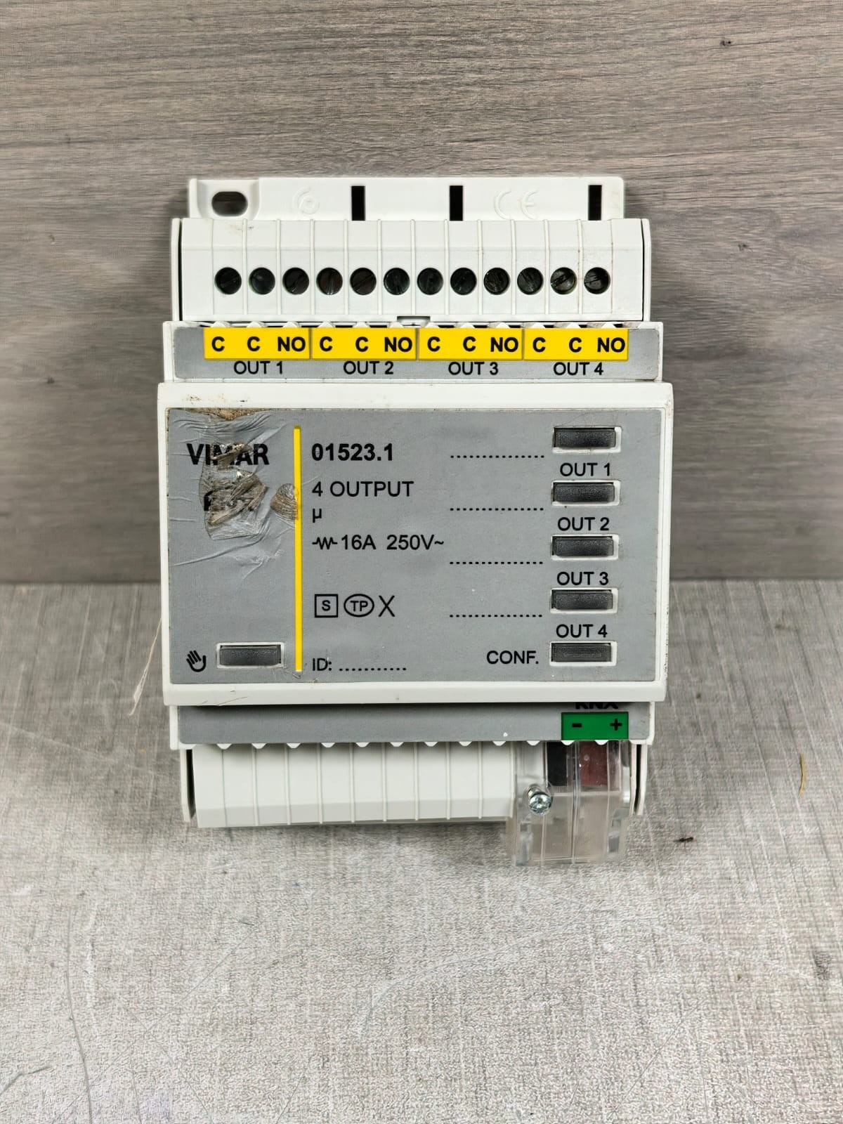UNKNOWN 01523.1 VIMAR 01523.1 4 OUTPUT ACTUATOR 16A 250V. 4