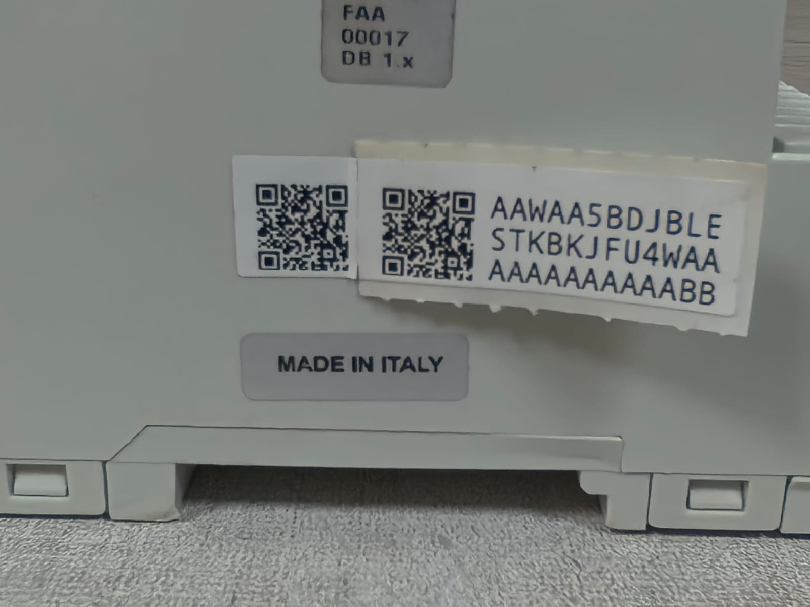 UNKNOWN 01523.1 VIMAR 01523.1 4 OUTPUT ACTUATOR 16A 250V. 7