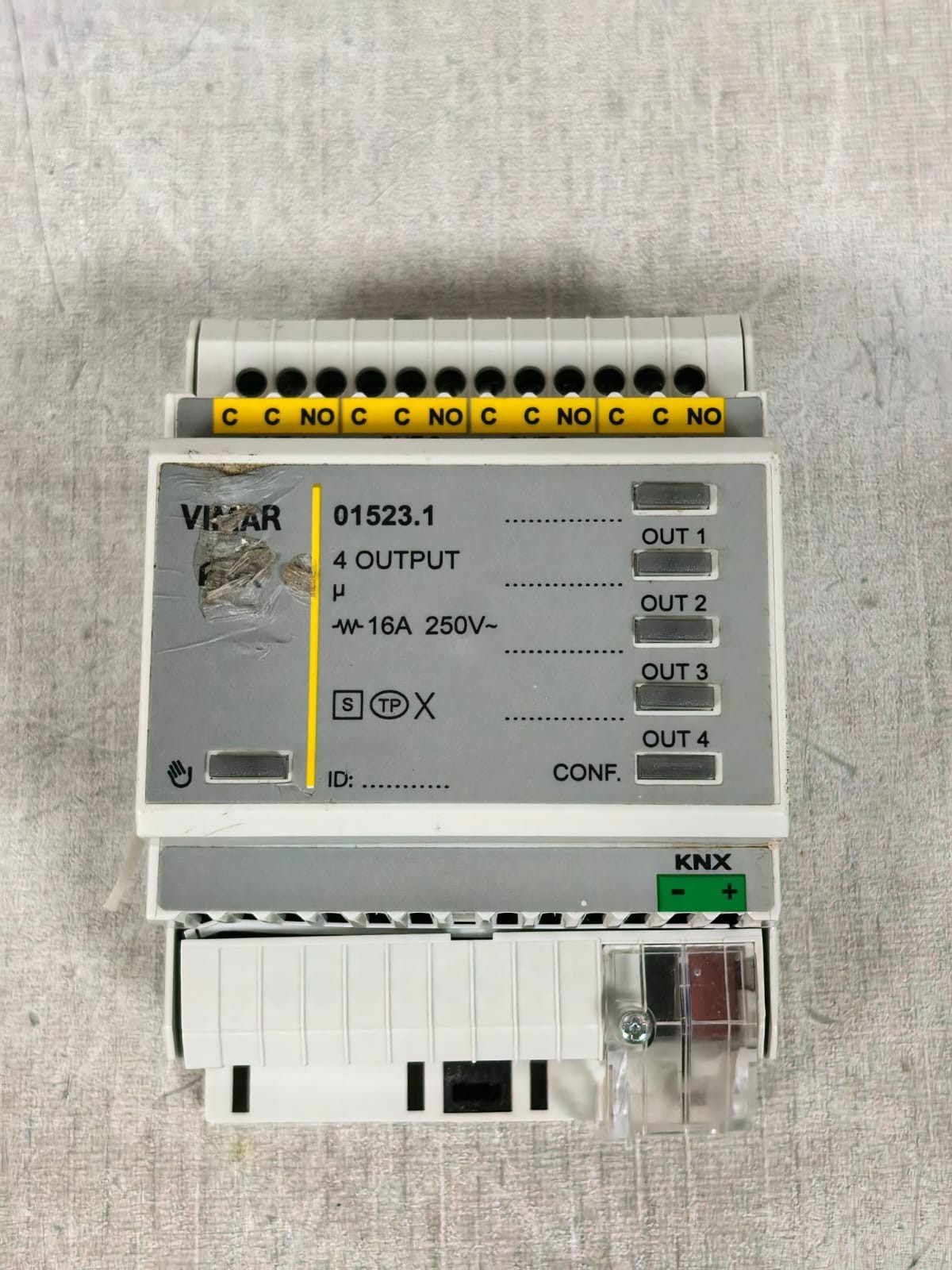 UNKNOWN 01523.1 VIMAR 01523.1 4 OUTPUT ACTUATOR 16A 250V. 8