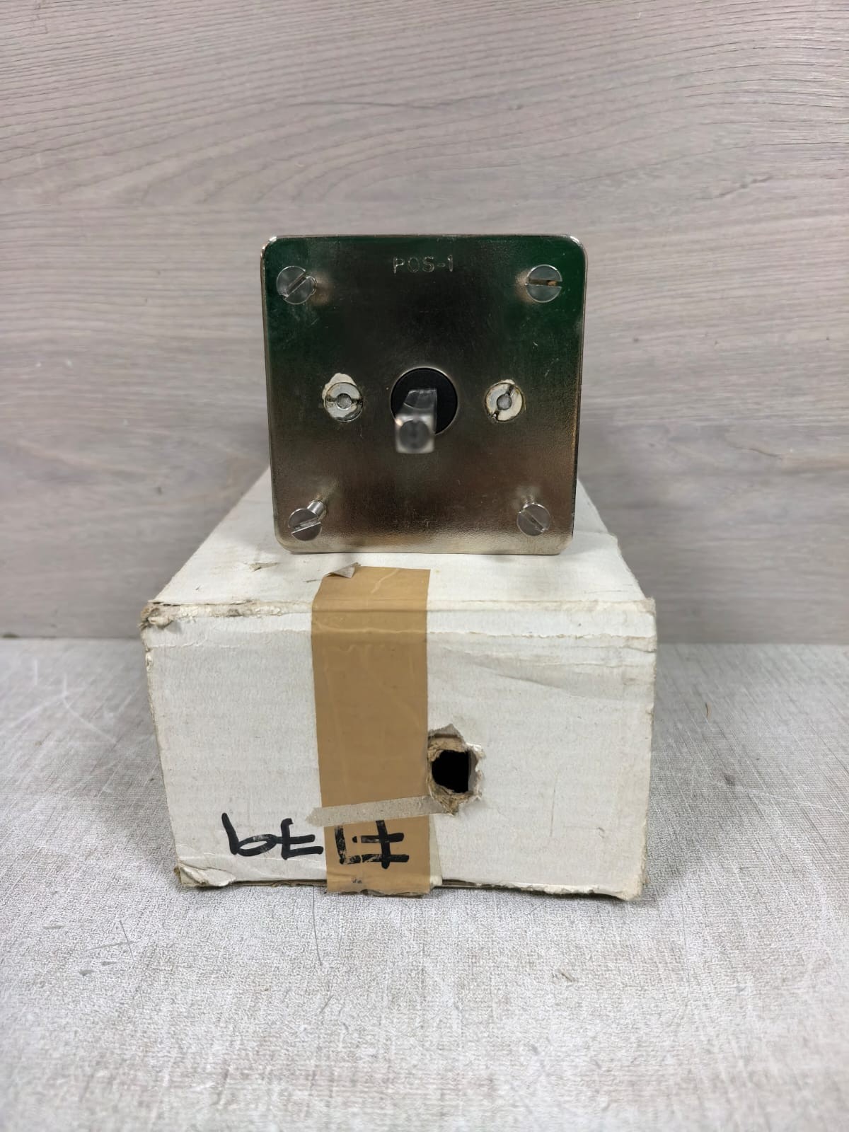 SWITRON SPC32P489R/T86/PD ROTARY SWITCH 32A 440VAC