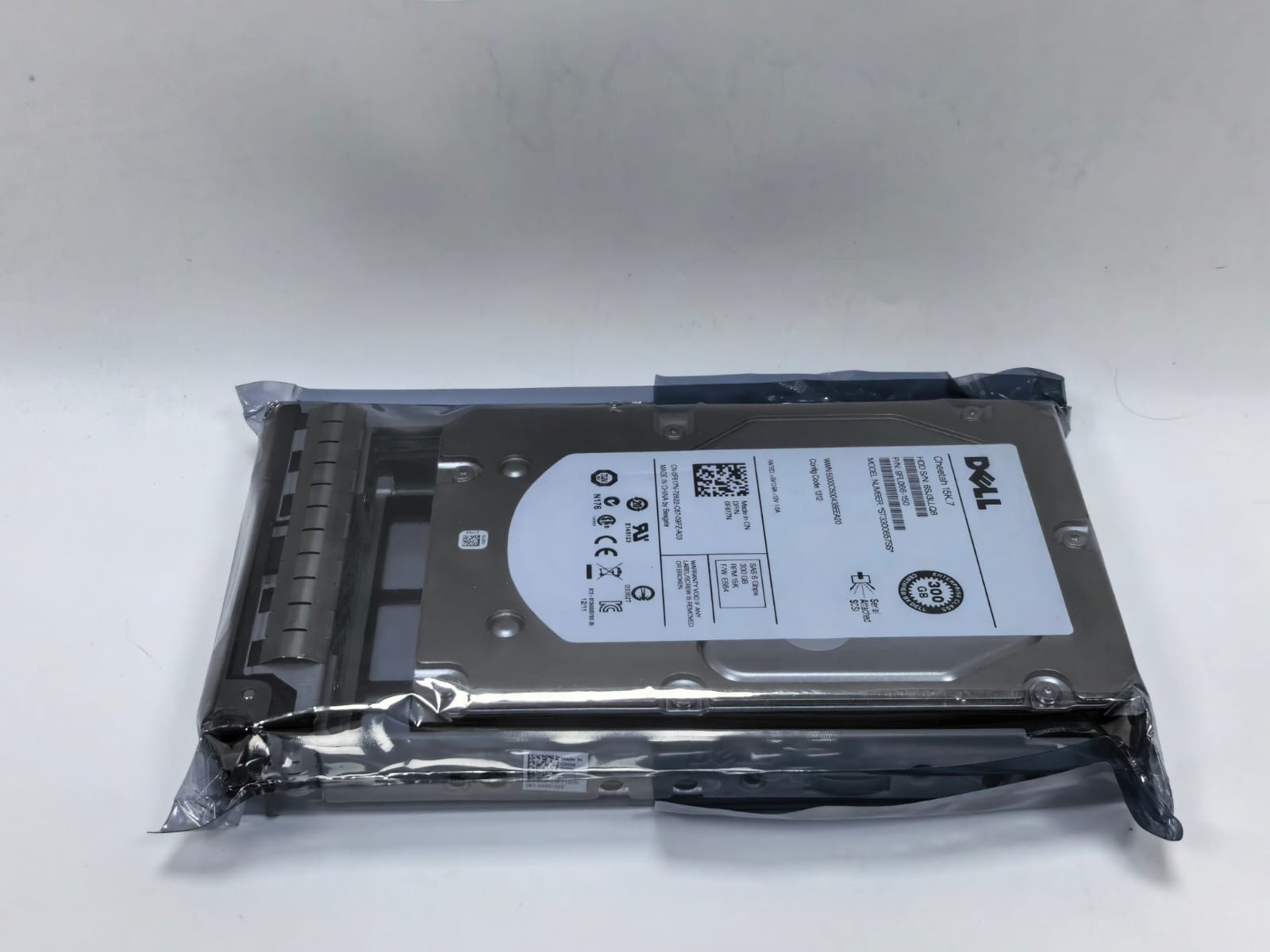 Dell 9FL066-150 DELL ST3300657SS HARD DRIVE 9FL066-150 CHEETAH 15K.7 7