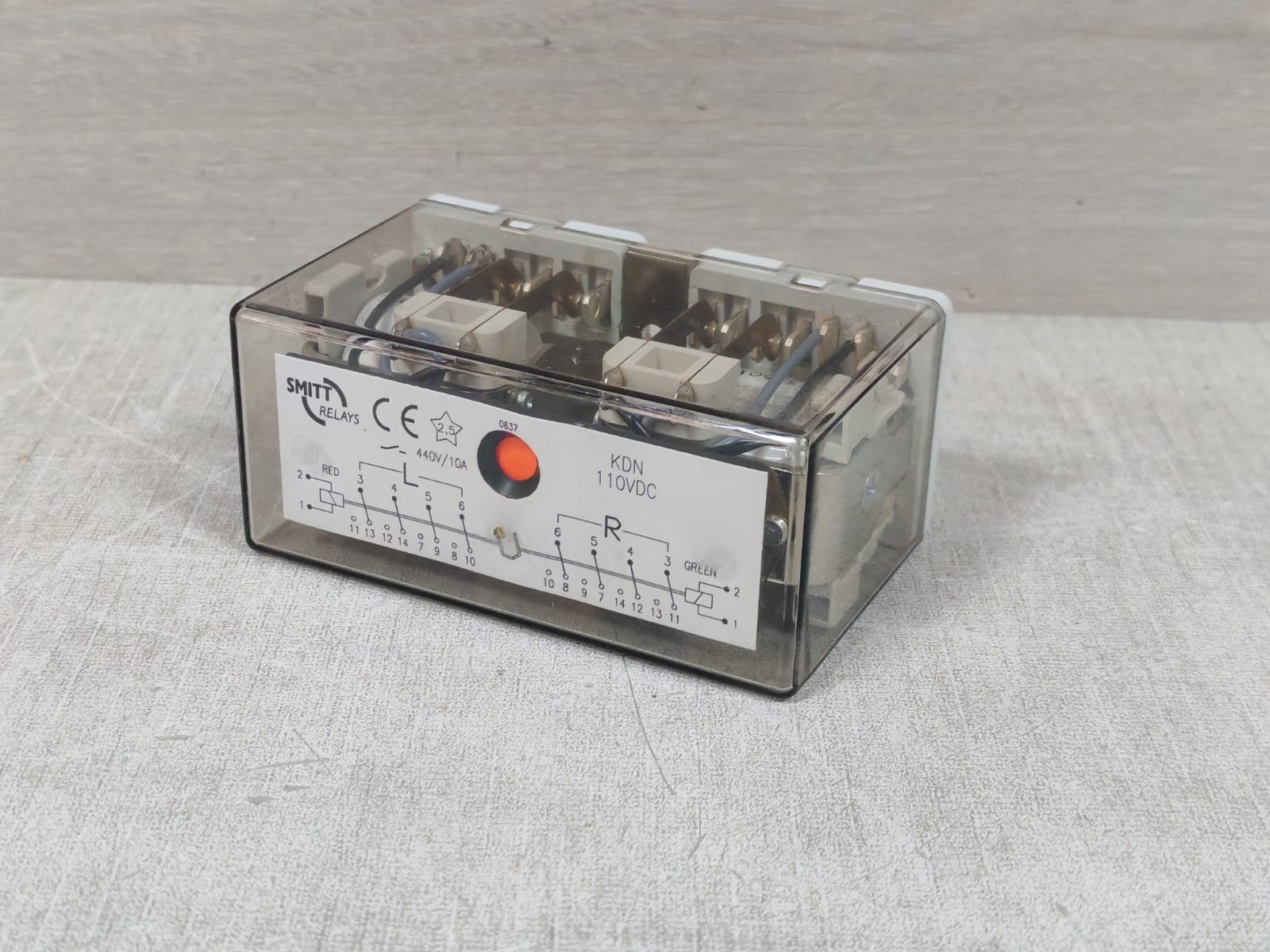 SMITT RELAYS KDN 110VDC SMITT RELAYS KDN 110VDC 440V/10A 4