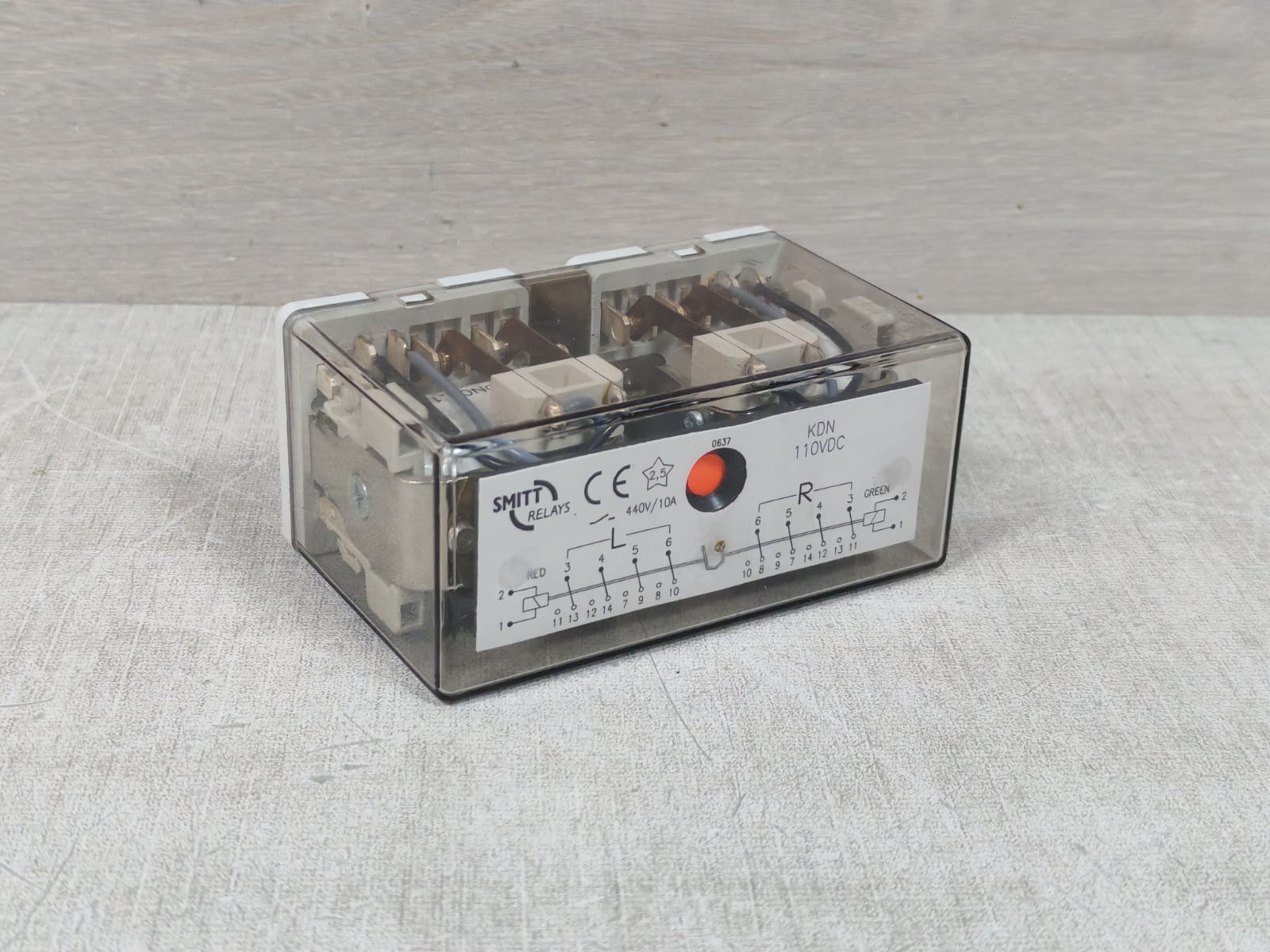 SMITT RELAYS KDN 110VDC SMITT RELAYS KDN 110VDC 440V/10A 5