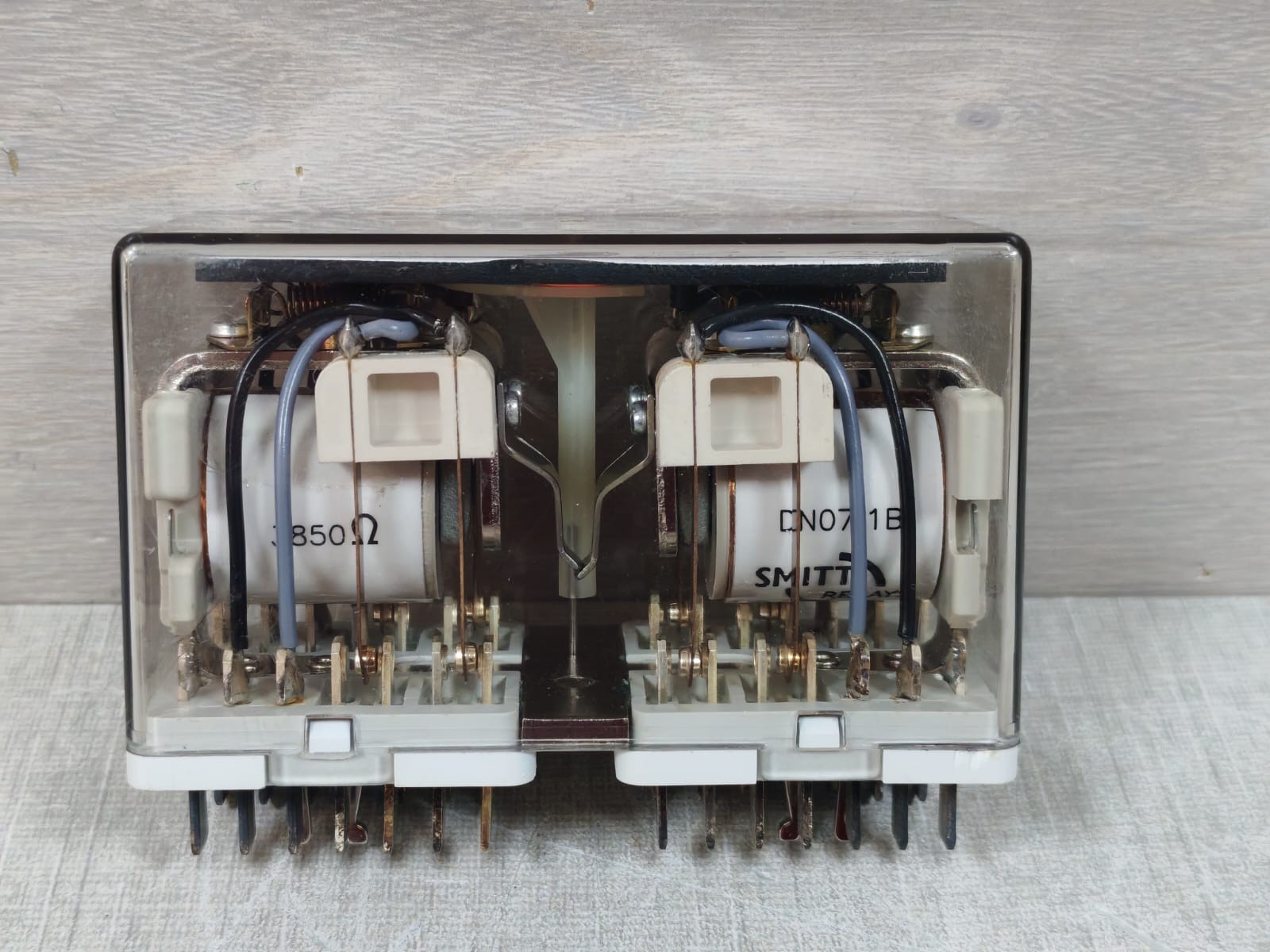 SMITT RELAYS KDN 110VDC SMITT RELAYS KDN 110VDC 440V/10A 6