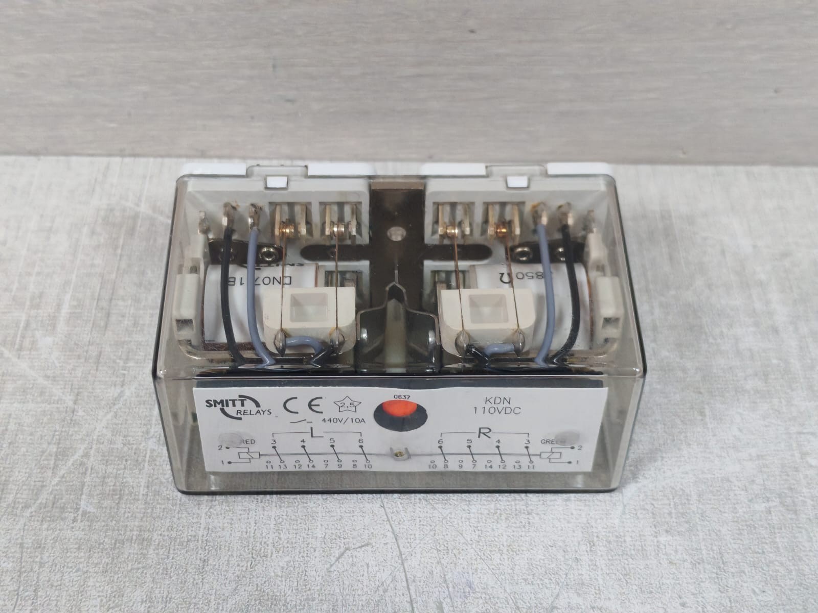 SMITT RELAYS KDN 110VDC SMITT RELAYS KDN 110VDC 440V/10A 8