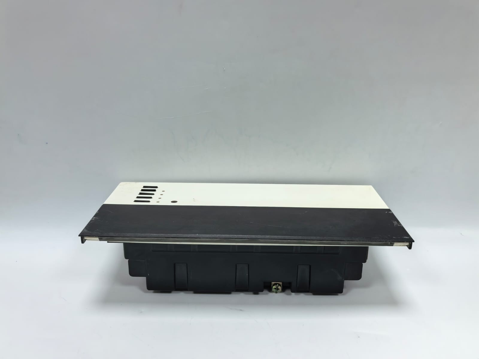 LUTRON GRX-3104-AU LUTRON GRAFIK EYE GRX-3104-AU DIMMING MODULE 220-240V 50/60HZ 5