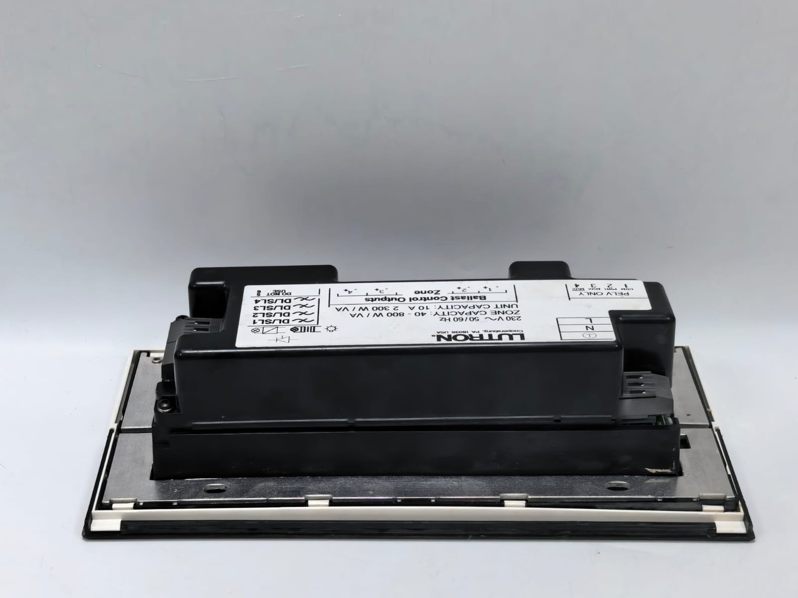 Lutron GXI-3504-CE LUTRON GRAFIK EYE GXI-3504-CE 4-ZONE LIGHTING SCENE CONTROLLER 7