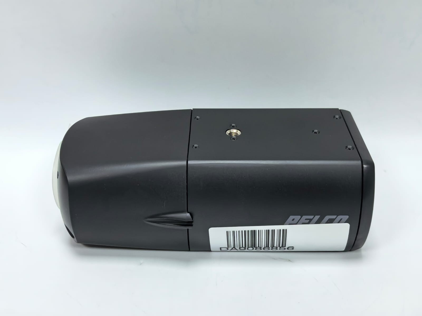 Pelco IXE22 PELCO IXE22 2-MEGAPIXEL INDOOR NETWORK BOX SECURITY CAMERA SRX ENH+BOX POE12V24V 7