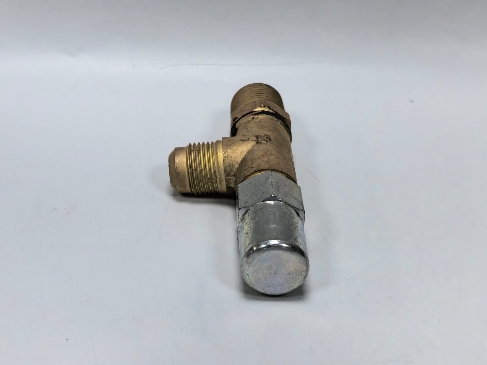 UNKNOWN VAL00087 VAL00087 SERVICE VALVE ANGLE 1/2 NPT X 1/2 FL 5