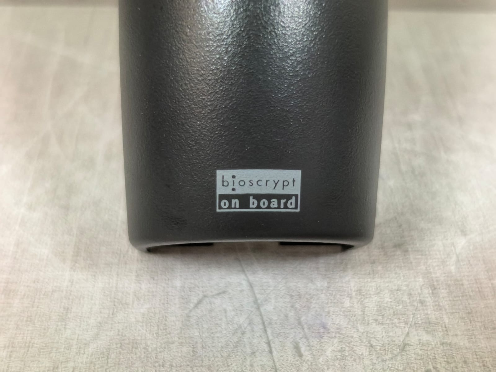 BIOSCRYPT 871-05182-11 /871-05252-13 BIOSCRYPT V-SMART A 871-05182-11 /871-05252-13 ACCESS CONTROL DEVICE 8