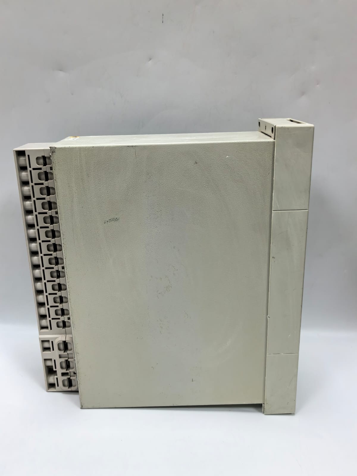 Siemens 7SJ6001-4EA00-0DA0/BB SIEMENS 7SJ6001-4EA00-0DA0/BB OVERCURRENT PROTECTION RELAY 4