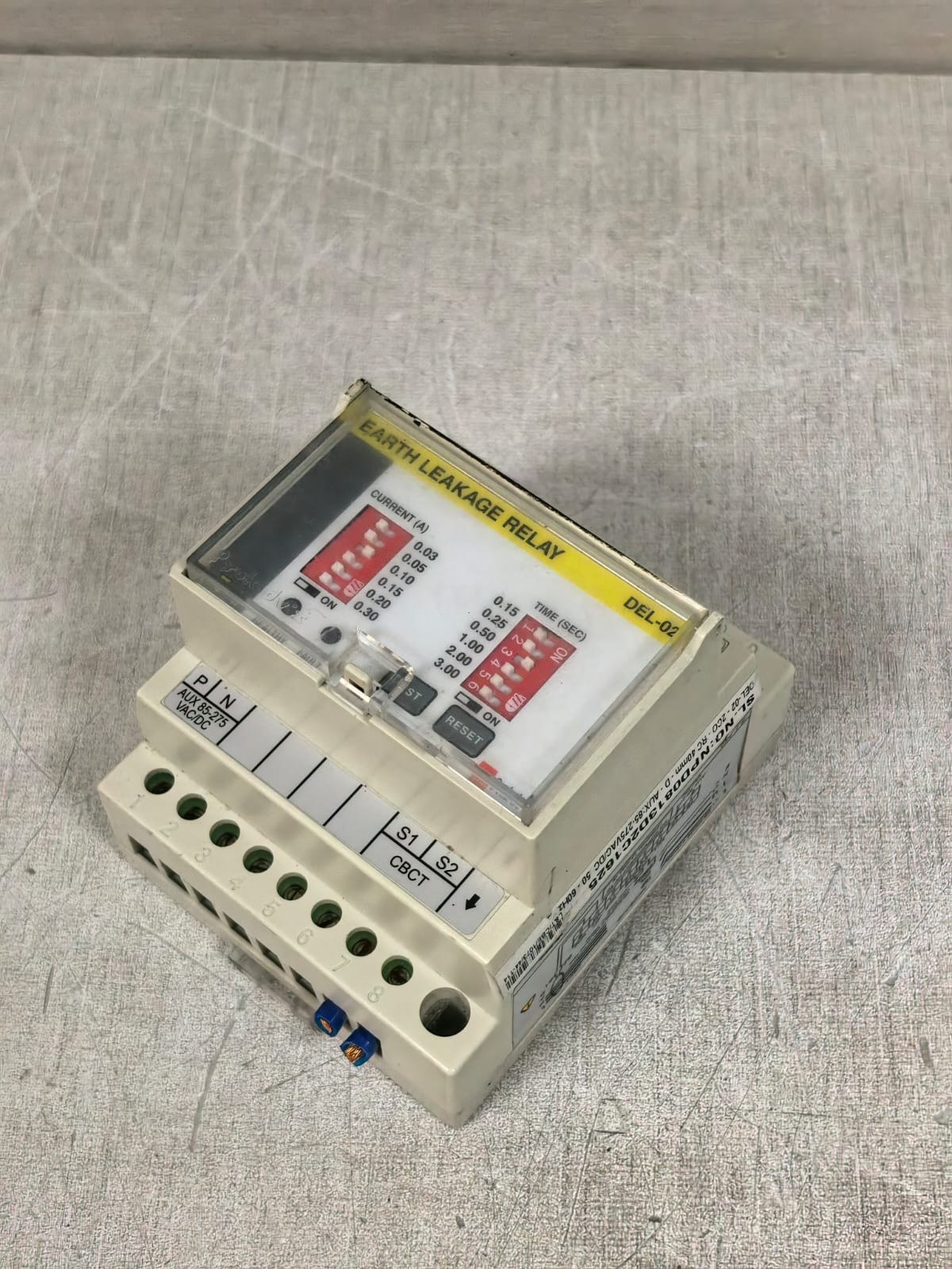 PYOK DV'S DEL-02 PYOK DV'S DEL-02 EARTH LEAKAGE RELAY 85-275VAC/DC 9