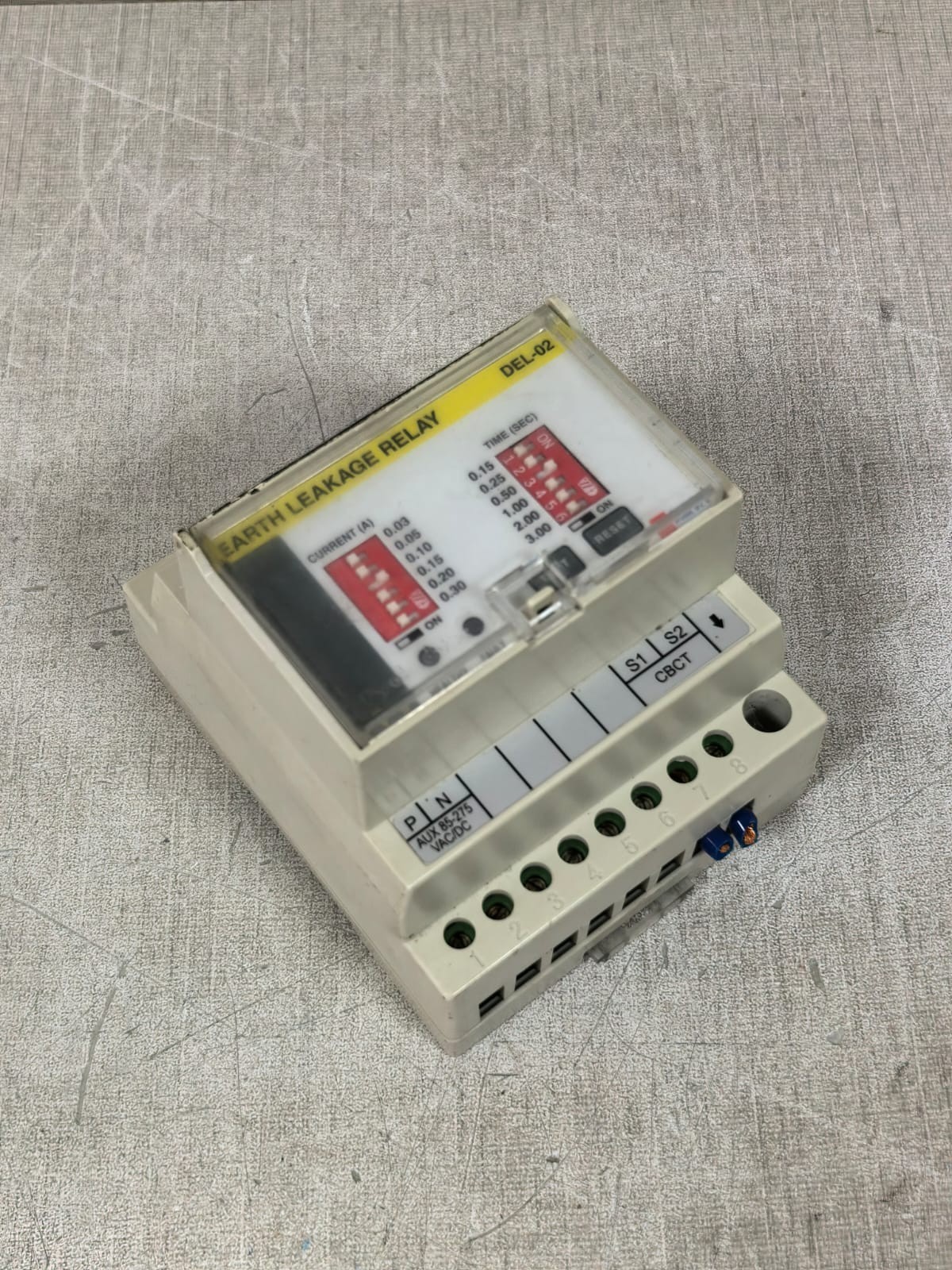PYOK DV'S DEL-02 PYOK DV'S DEL-02 EARTH LEAKAGE RELAY 85-275VAC/DC 10