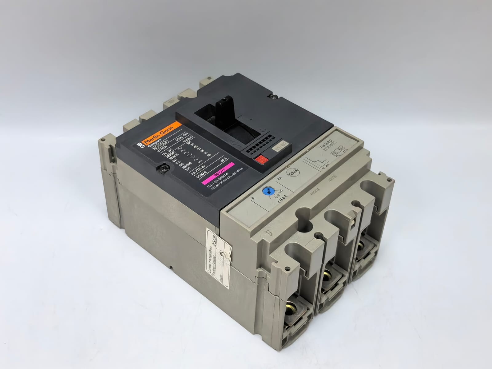Merlin Gerin NS100-160-250 N/H/NA MERLIN GERIN NS160H CIRCUIT BREAKER COMPACT NS100-160-250 N/H/NA 10
