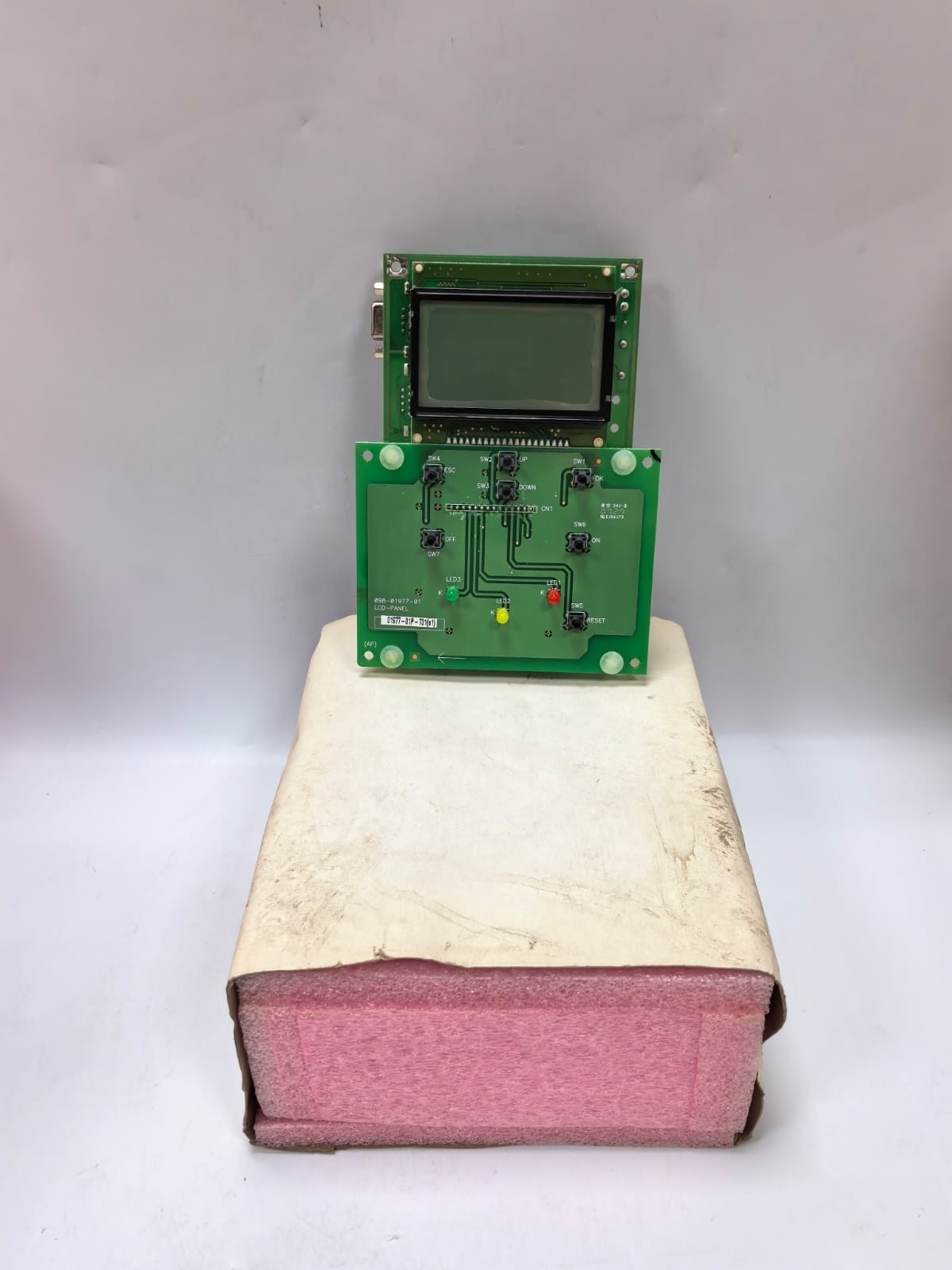 098-01977-01/01977-01P-731(E1) LCD PANEL 01970-08P-731(E1) PCB BOARD