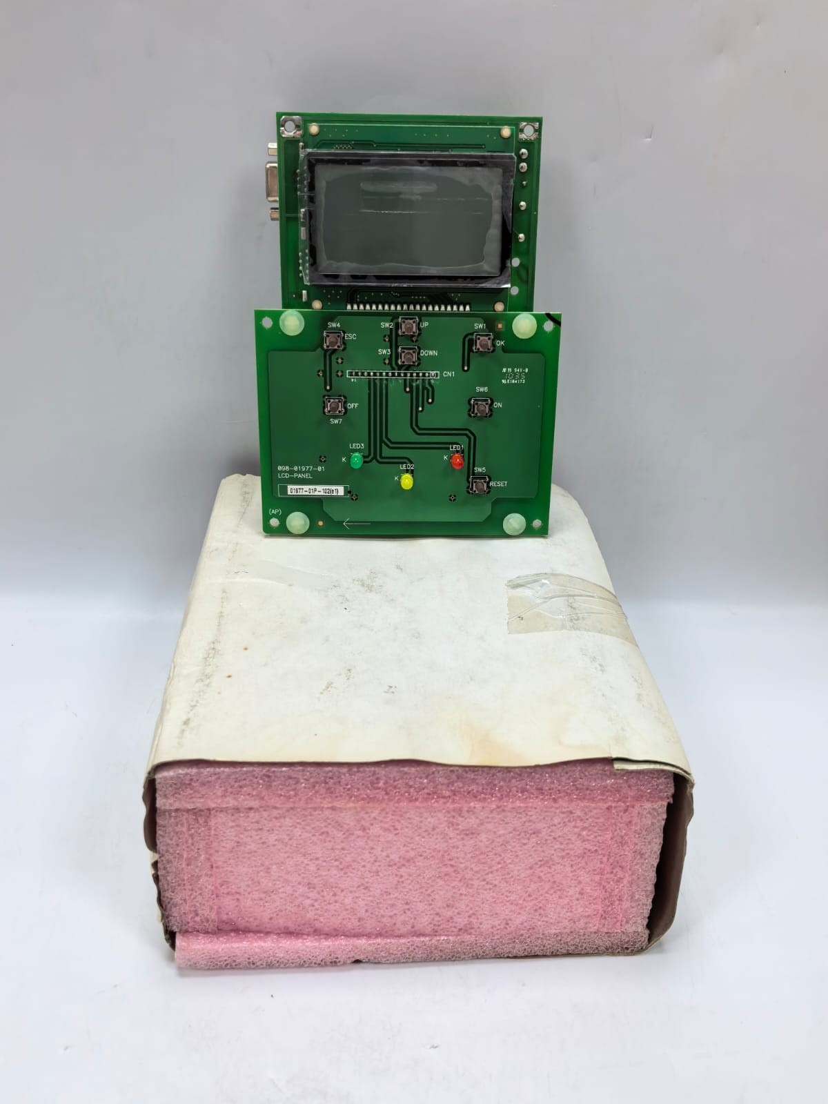 098-01977-01/01977-01P-102(E1) LCD PANEL 01970-08P-103(E1) PCB BOARD