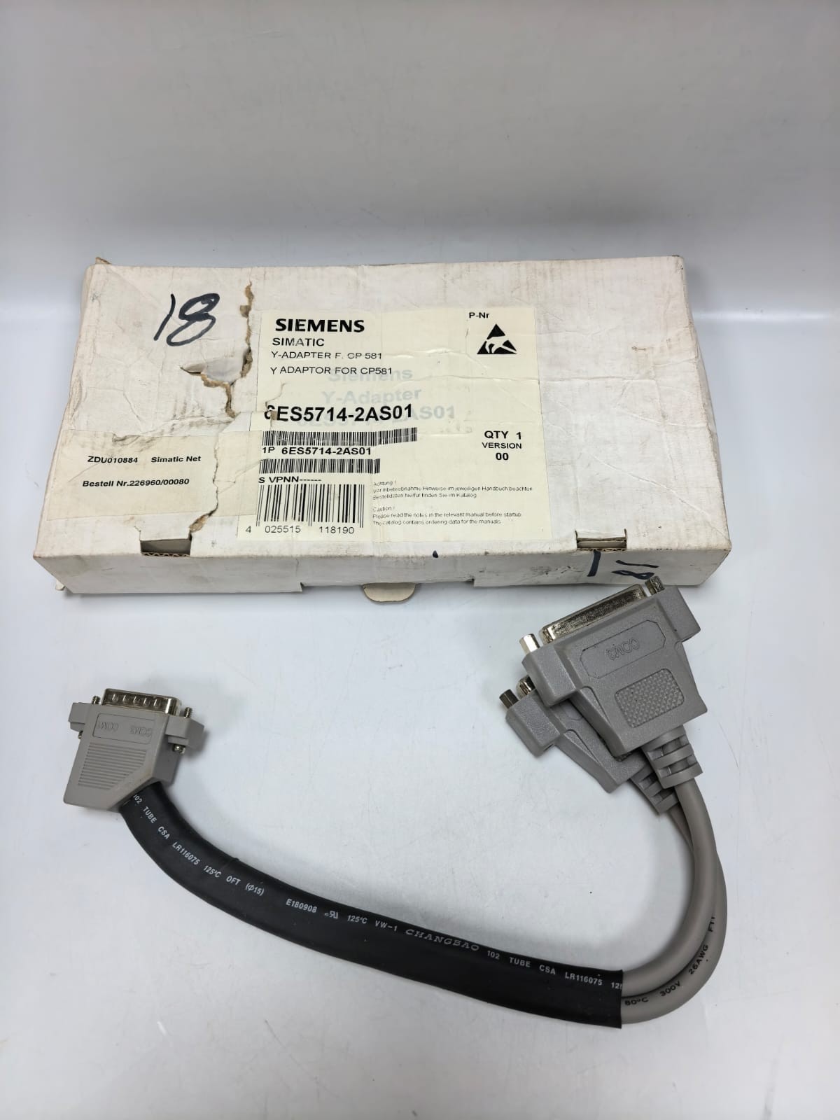 SIEMENS 6ES5714-2AS01 SIMATIC Y-ADAPTOR FOR CP581