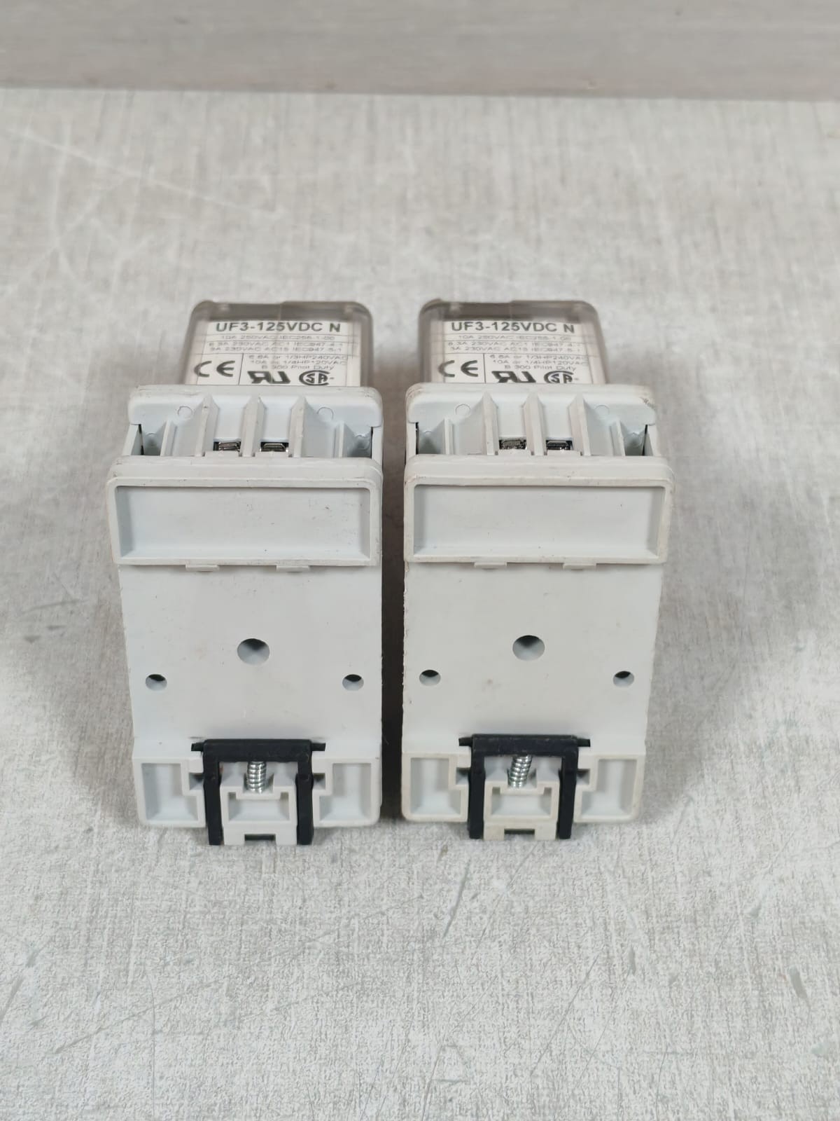 Kuhnke UF3-125VDC N KUHNKE UNIVERSAL UF3-125VDC N RELAY WITH BASE 10A 250VAC 10