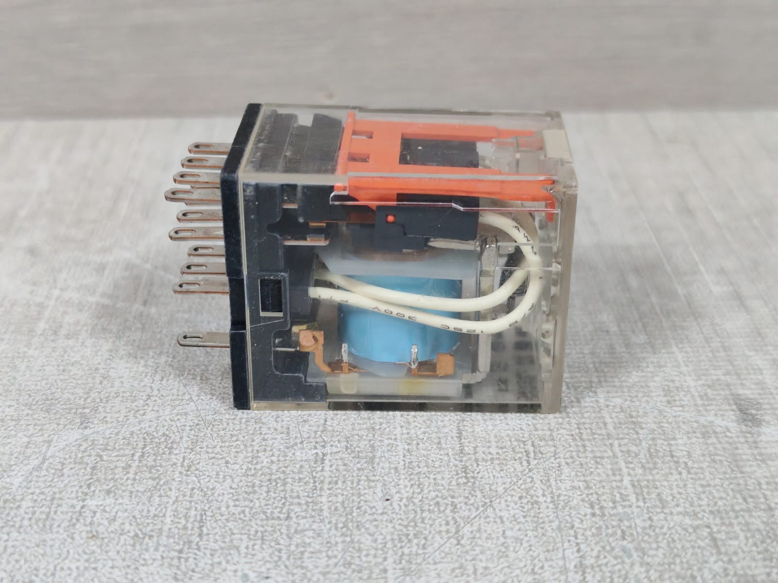 Omron MY4 OMRON MY4 125VDC CONTROL RELAY 5