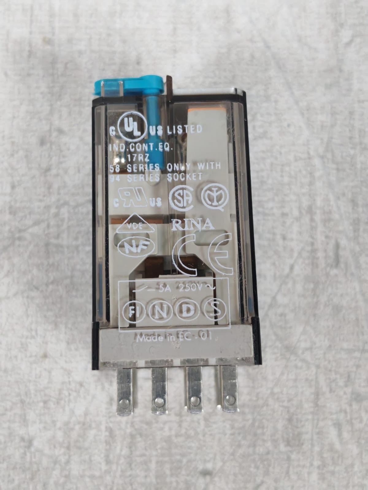 Finder 55.34.9.110.0040 FINDER 55.34.9.110.0040 RELAY 250V 5