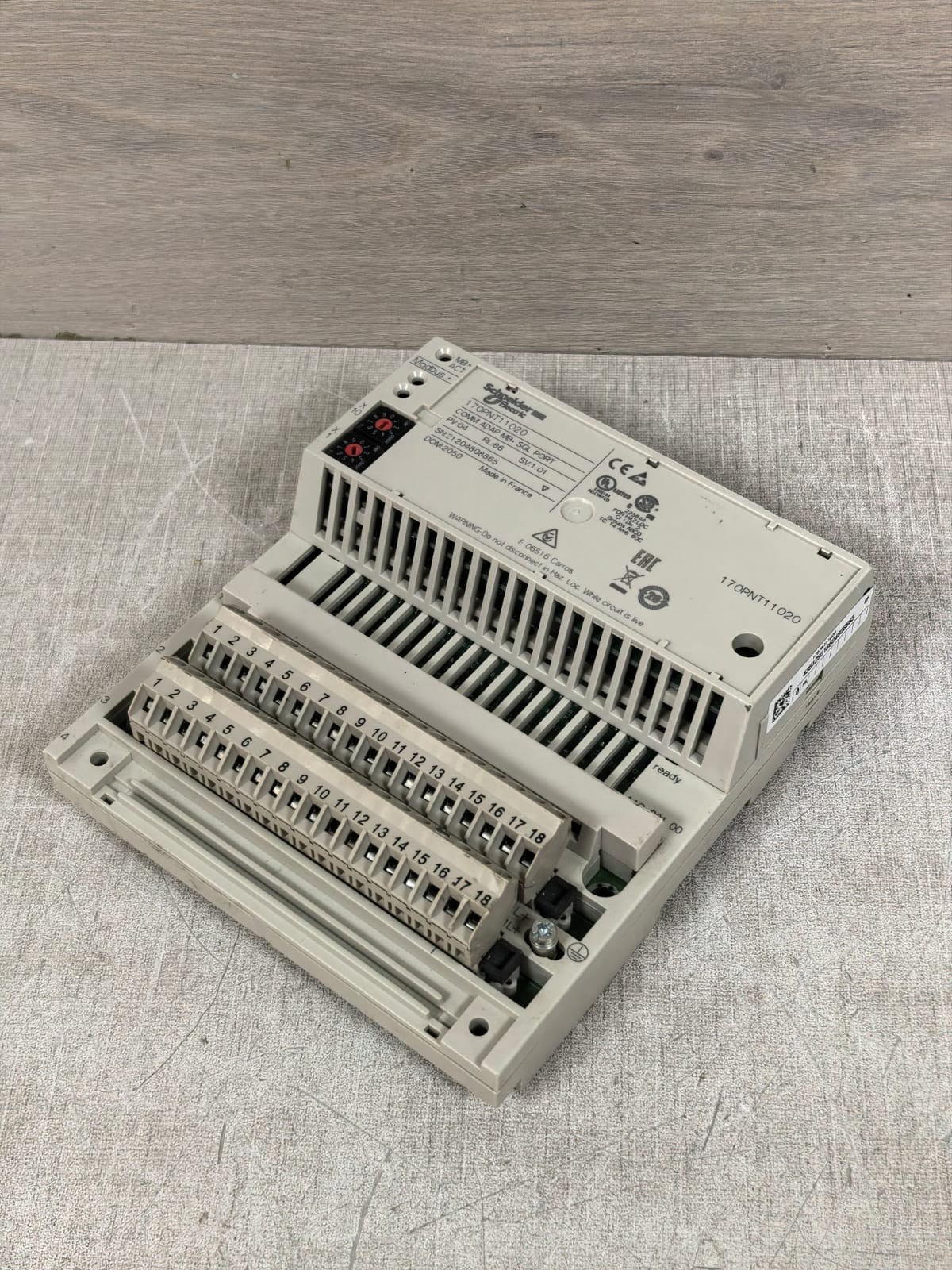 Schneider Electric 170PNT11020 PV:04 SCHNEIDER ELECTIRC 170PNT11020 TSX Momentum Comm Adapter w/Base 170AAO92100 PV04 6