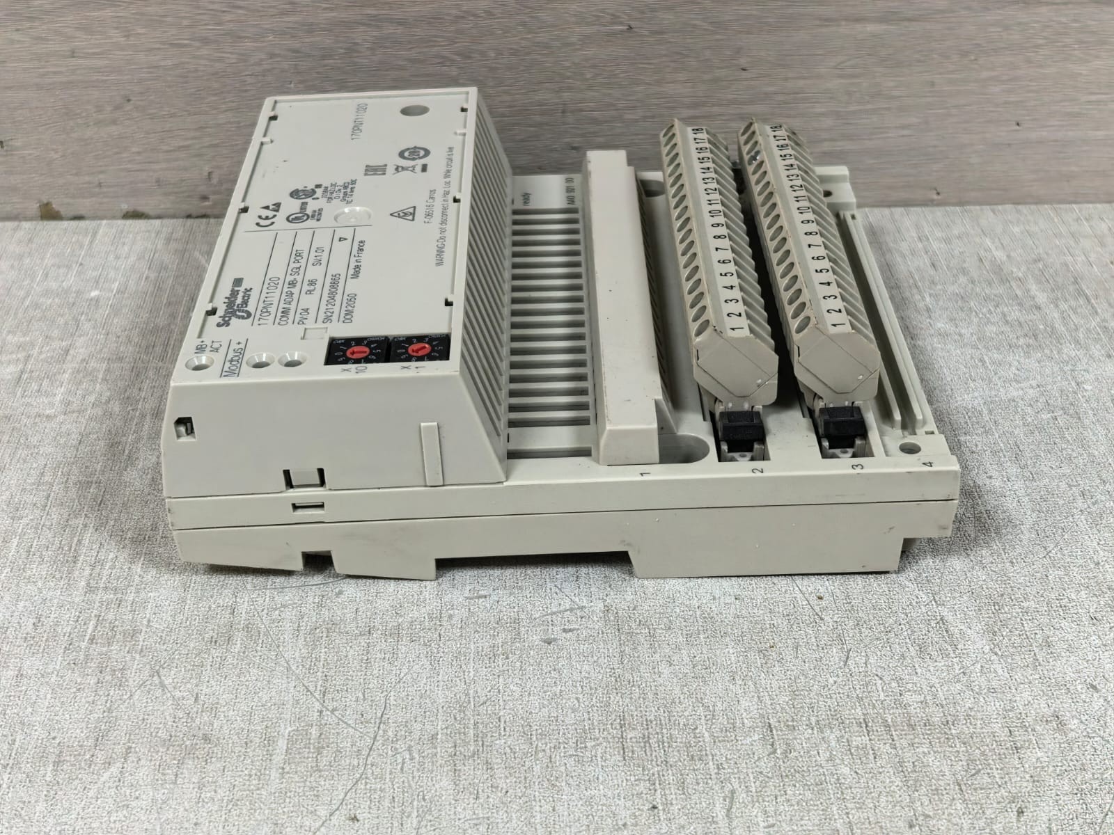 Schneider Electric 170PNT11020 PV:04 SCHNEIDER ELECTIRC 170PNT11020 TSX Momentum Comm Adapter w/Base 170AAO92100 PV04 7