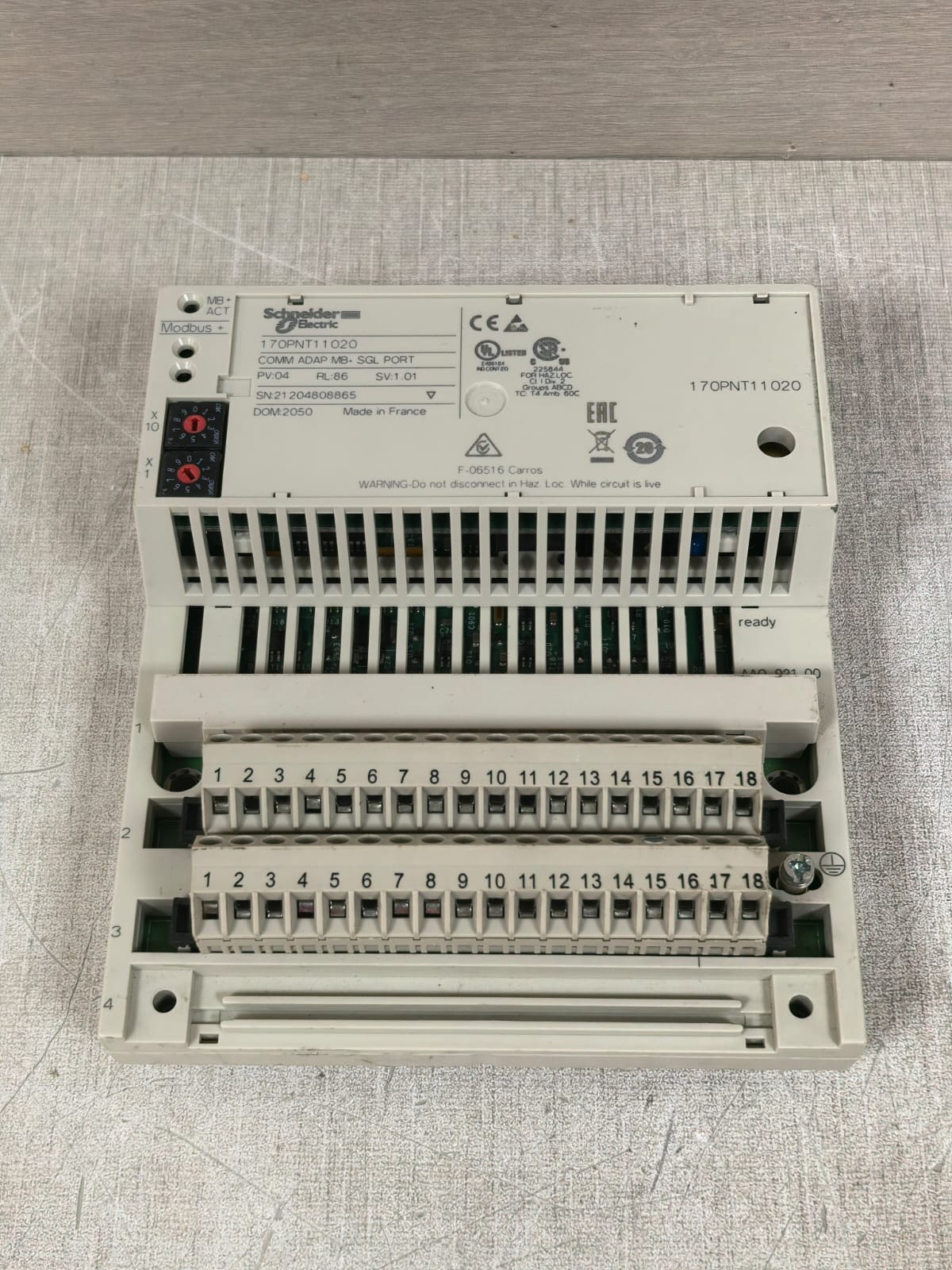 Schneider Electric 170PNT11020 PV:04 SCHNEIDER ELECTIRC 170PNT11020 TSX Momentum Comm Adapter w/Base 170AAO92100 PV04 10