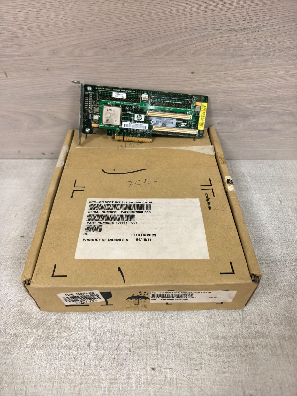 HP 013159-003 REV.OT SMART ARRAY P400 SAS RAID CONTROLLER CARD
