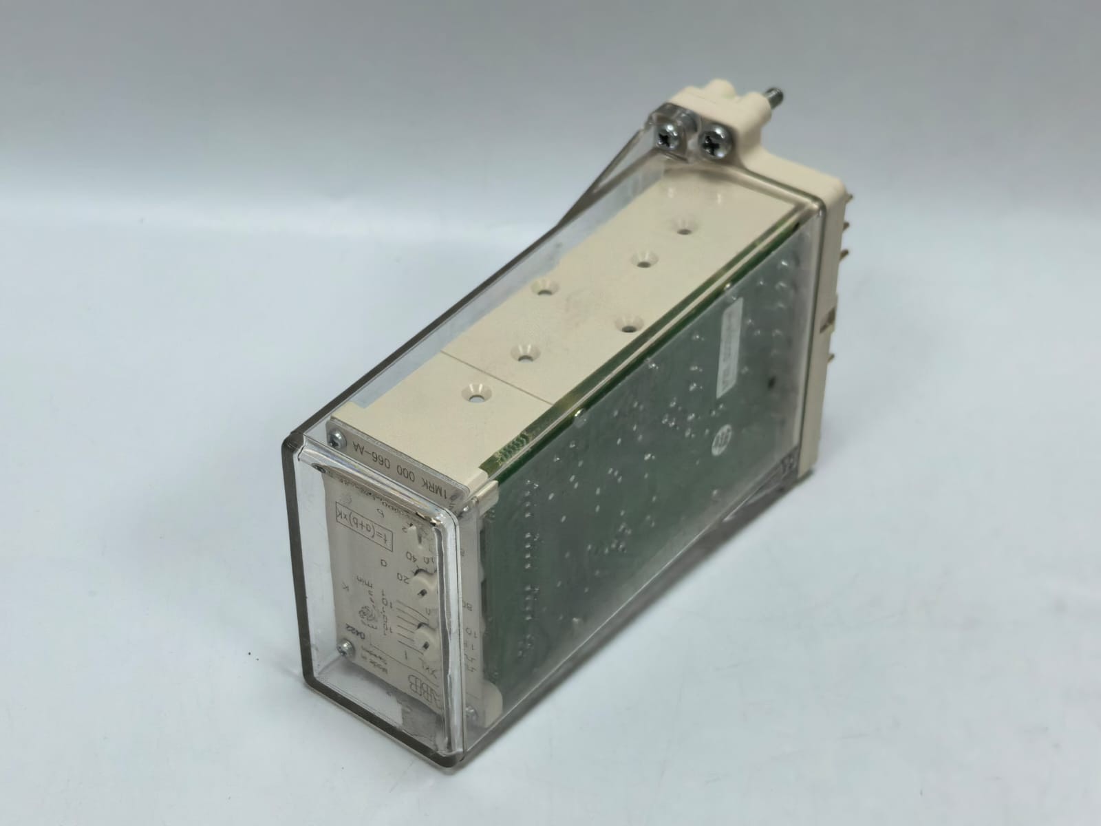 ABB 1MRK 000 066-AA ABB 1MRK 000 066-AA TIMER RELAY RXKL 1 7