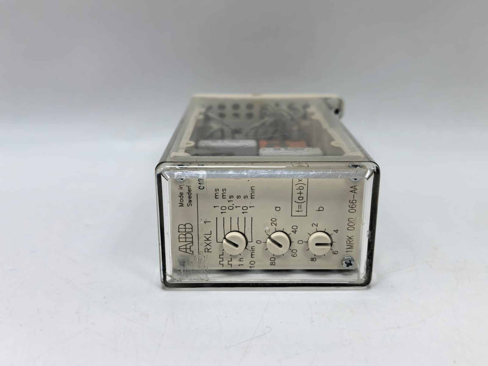 ABB 1MRK 000 066-AA ABB 1MRK 000 066-AA TIMER RELAY RXKL 1 1