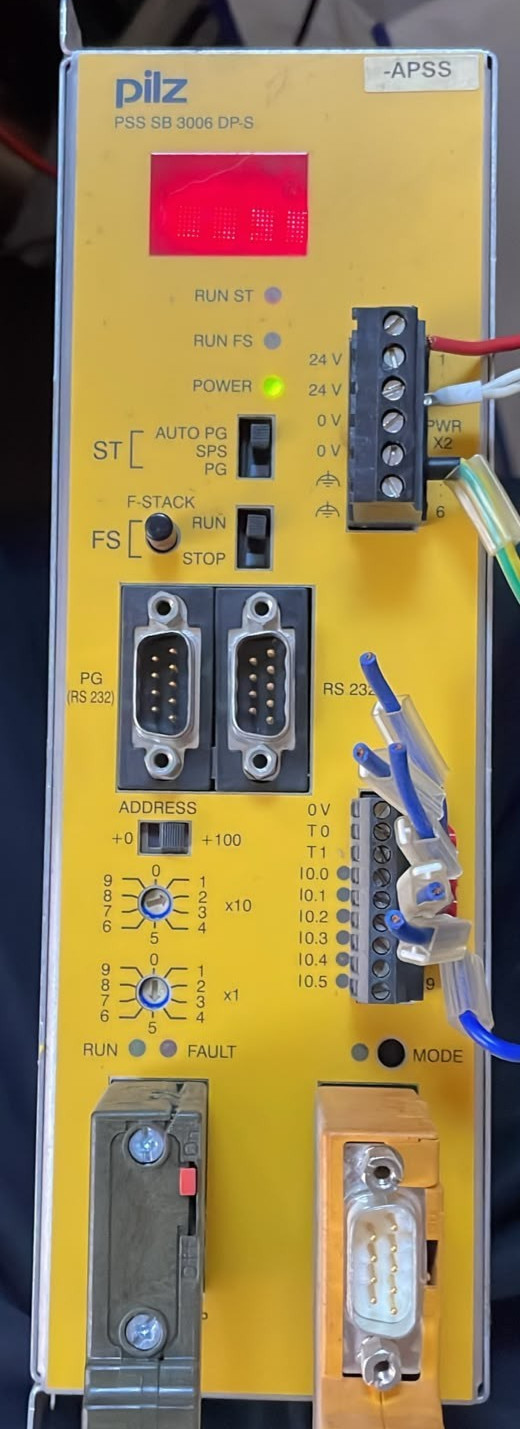 Pilz 301460 PILZ PSS SB 3006 DP-S 301460 SAFETYBUS SYSTEM CONTROLLER 2