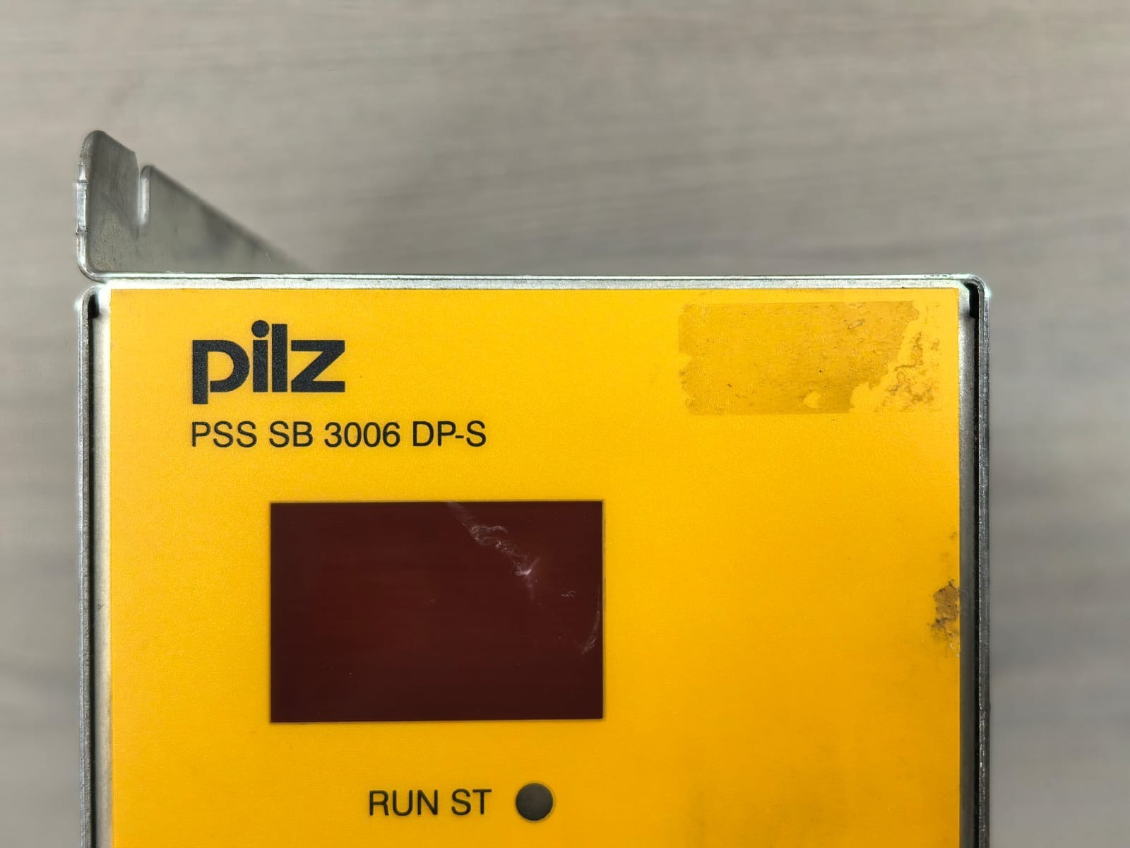 Pilz 301460 PILZ PSS SB 3006 DP-S 301460 SAFETYBUS SYSTEM CONTROLLER 4