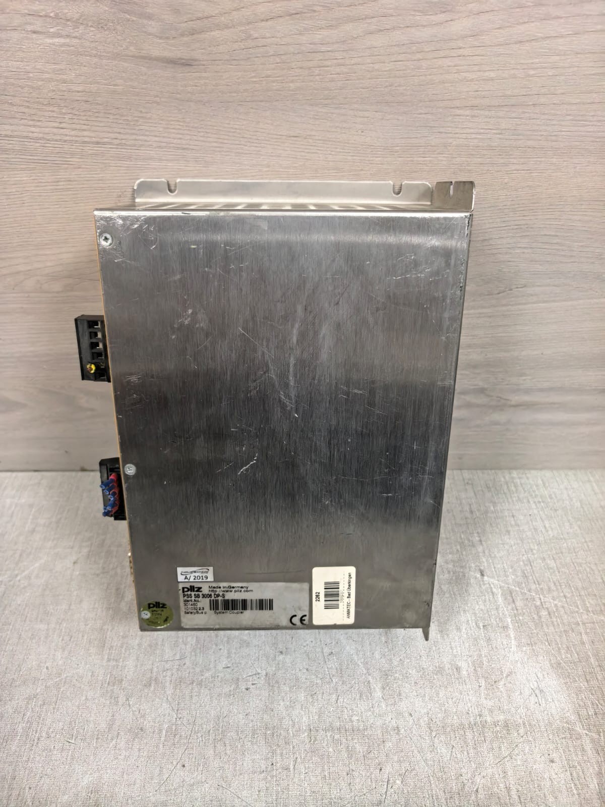 Pilz 301460 PILZ PSS SB 3006 DP-S 301460 SAFETYBUS SYSTEM CONTROLLER 9