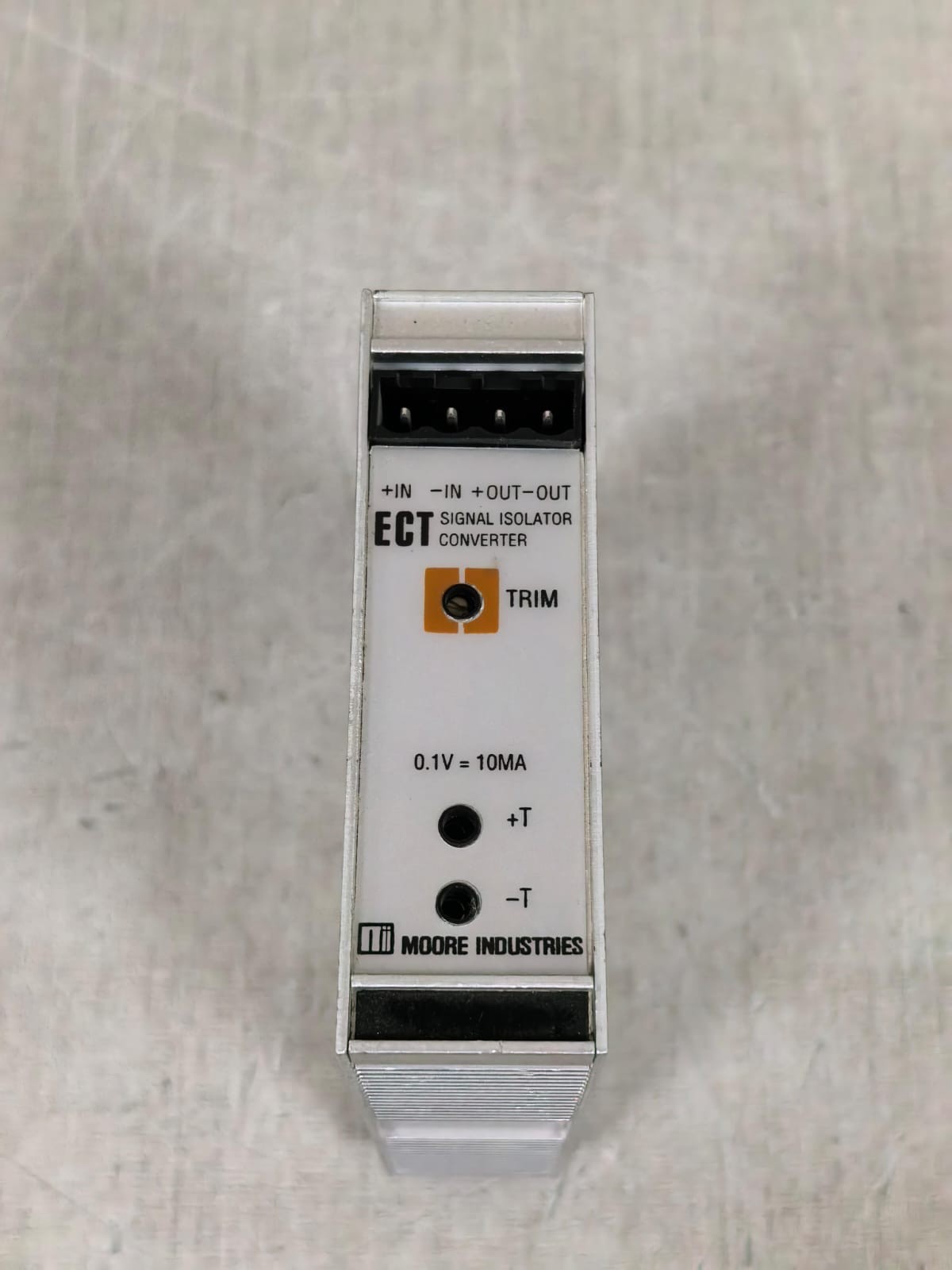 MOORE INDUSTRIES ECT/4-20MA/4-20MA/5.5VLP MOORE INDUSTRIES ECT/4-20MA/4-20MA/5.5VLP SIGNAL ISOLATOR CONVERTER 5