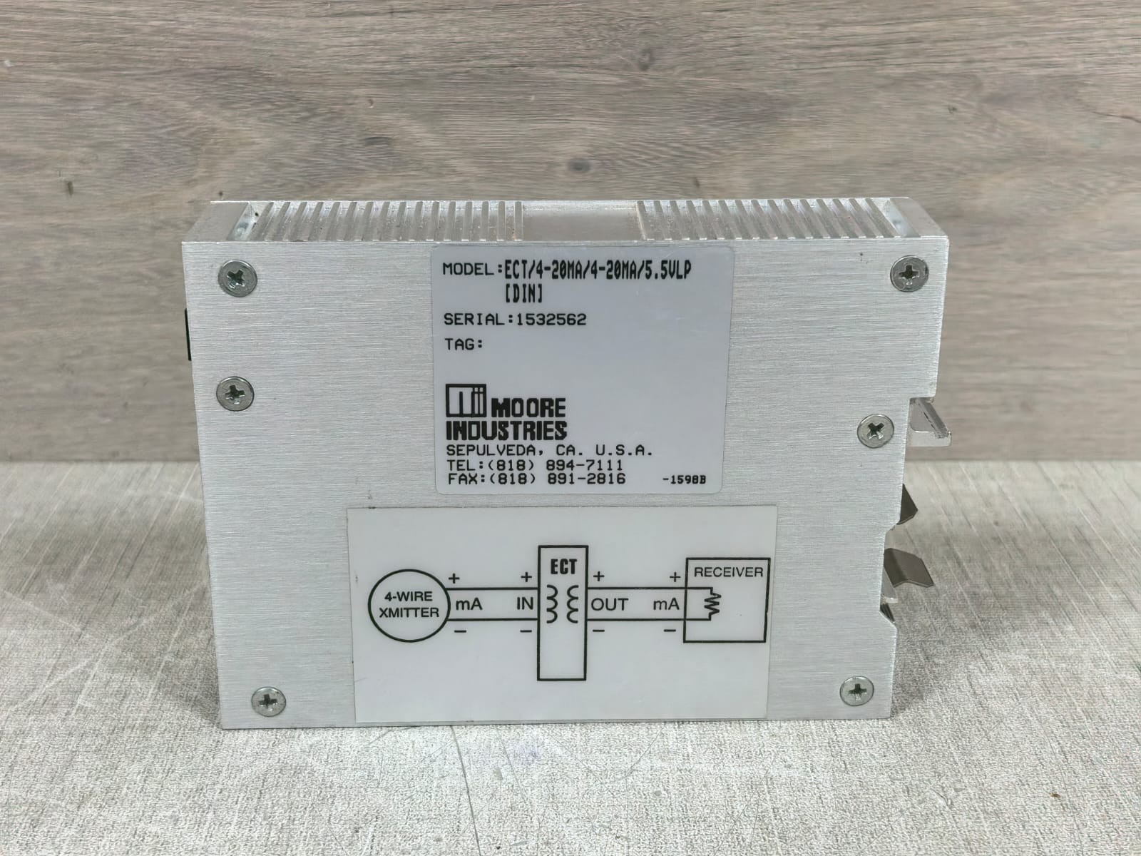 MOORE INDUSTRIES ECT/4-20MA/4-20MA/5.5VLP MOORE INDUSTRIES ECT/4-20MA/4-20MA/5.5VLP SIGNAL ISOLATOR CONVERTER 6