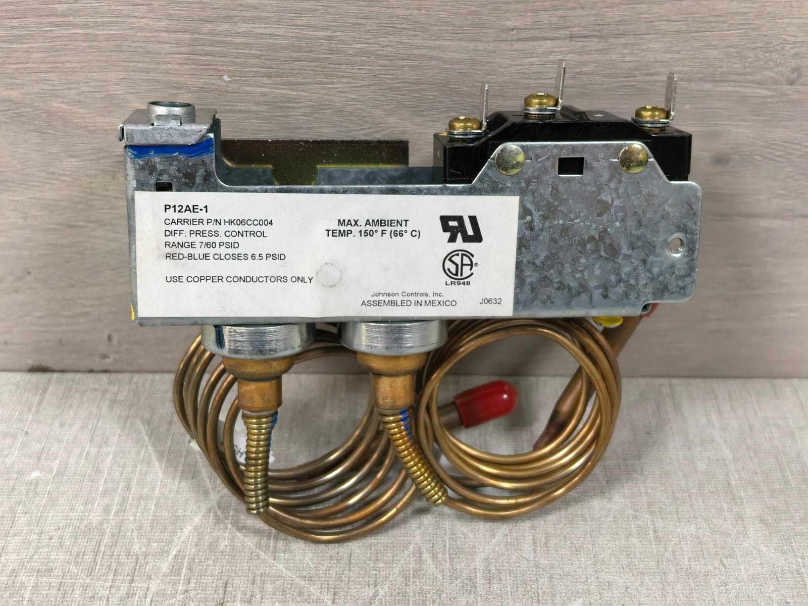 Carrier HK06CC004 CARRIER P12AE-1 P/N HK06CC004 DIFFERENT PRESSURE CONTROL 2