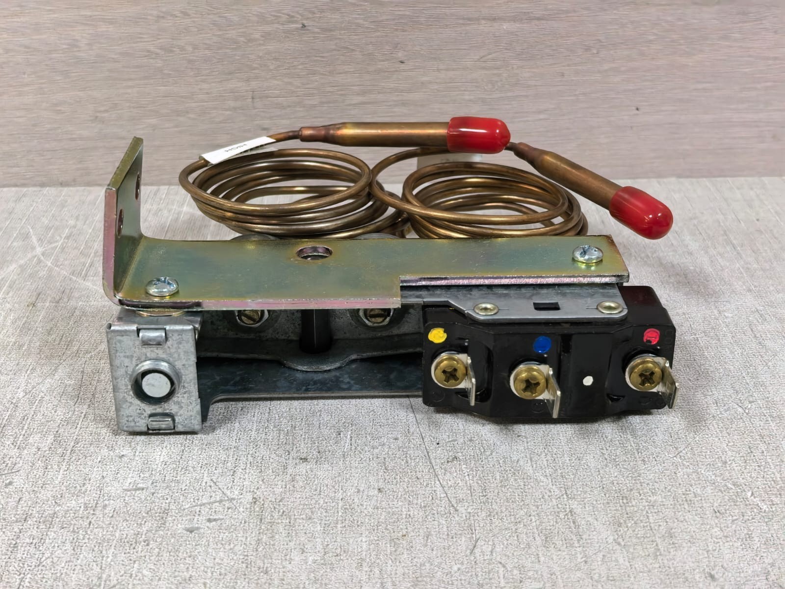 Carrier HK06CC004 CARRIER P12AE-1 P/N HK06CC004 DIFFERENT PRESSURE CONTROL 5