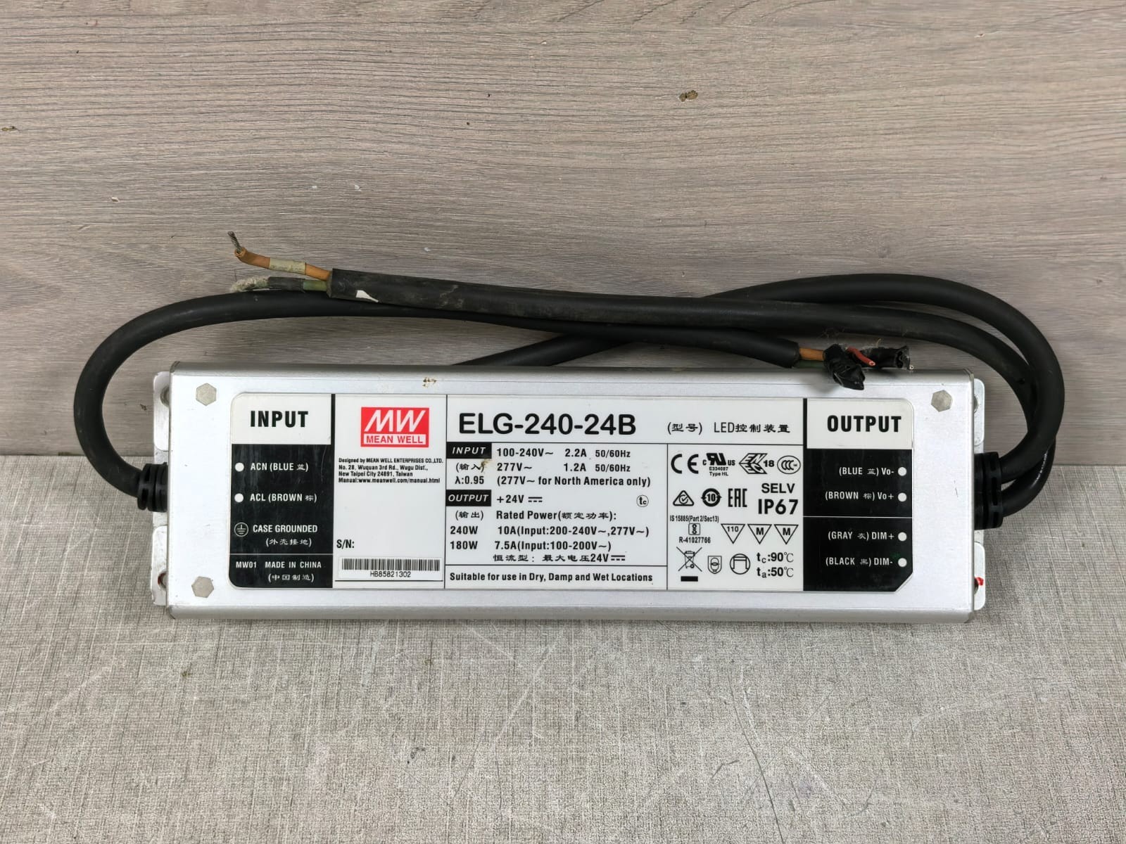 MEAN WELL ELG-240-24B MEANWELL ELG-240-24B POWER SUPPLY 100-240V 1