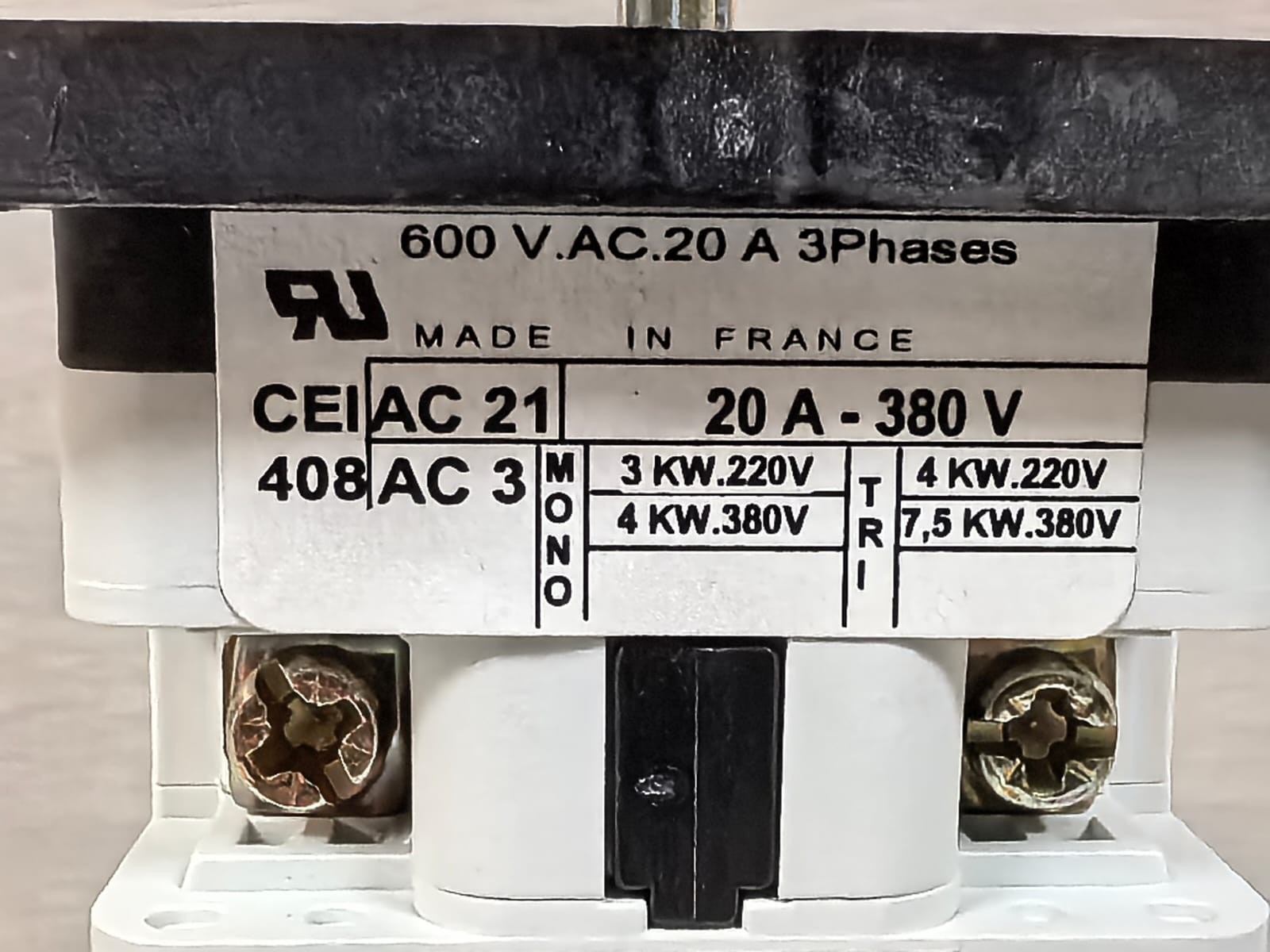 Entrelec VY20/D/124/ZV/KMB/SA39 982662 ENTRELEC VY20/D/124/ZV/KMB/SA39 982662 ROTARY SWITCH 7