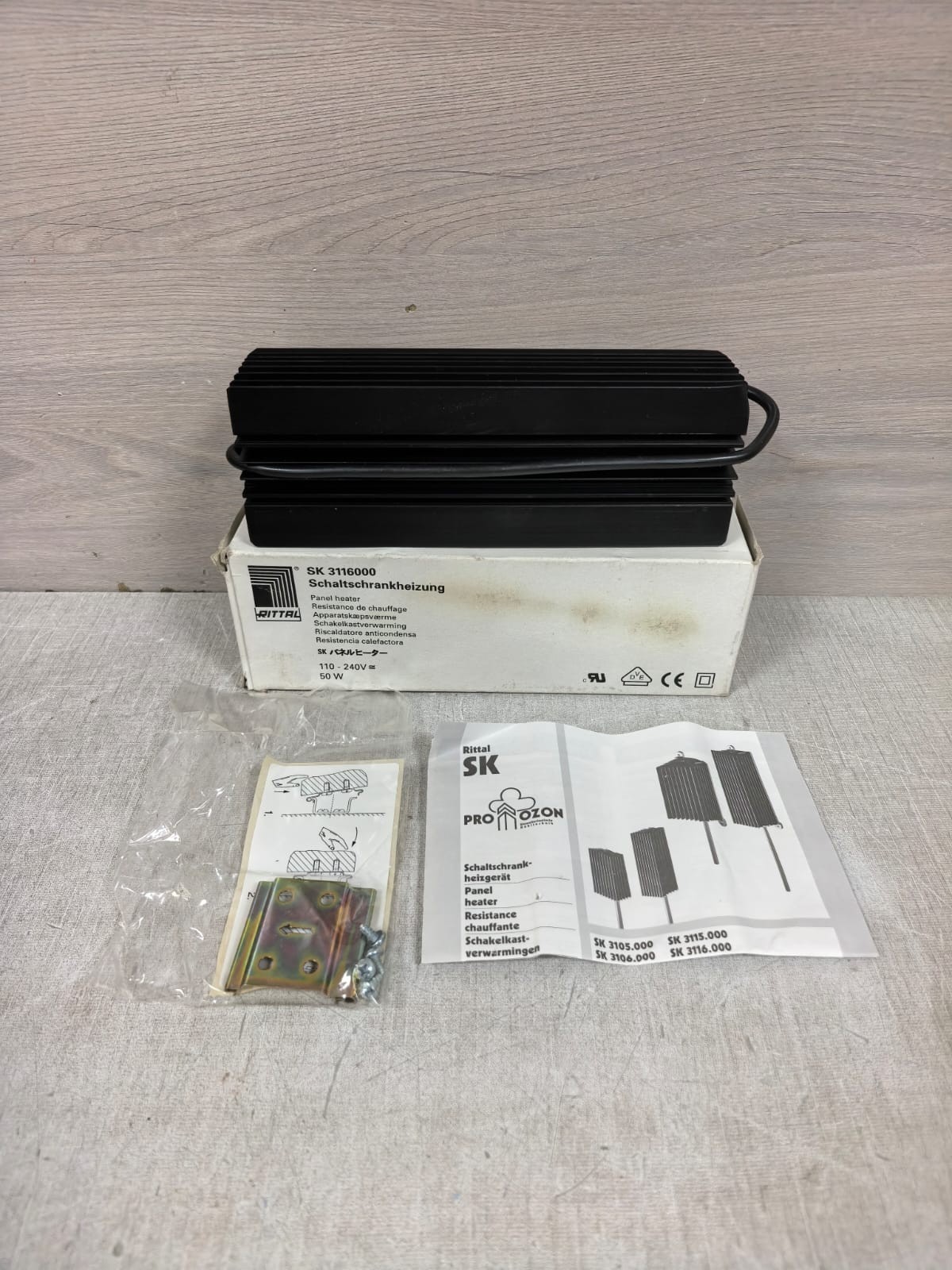 RITTAL SK3116000 RITTAL SK3116000 PANEL HEATER 100-240V 1