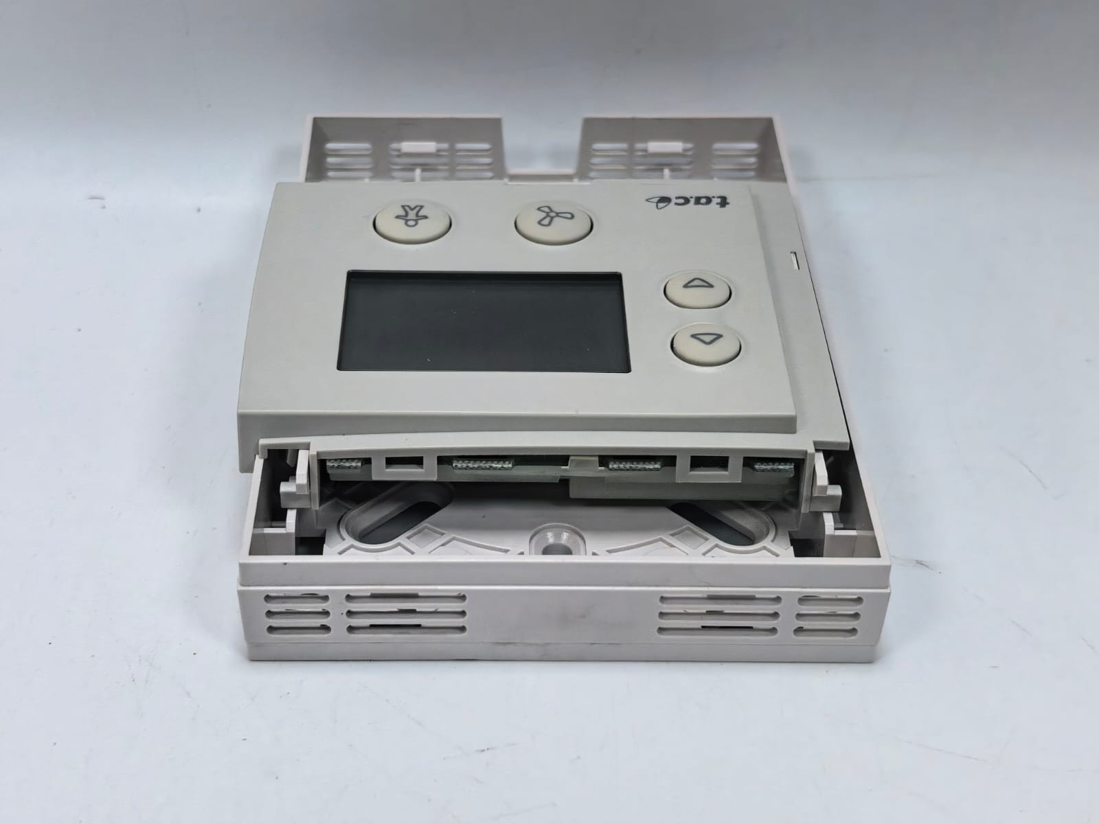 T.A.C 0-046-0280-0 T.A.C STR150 ROOM TEMPERATURE SENSOR 0-046-0280-0 2