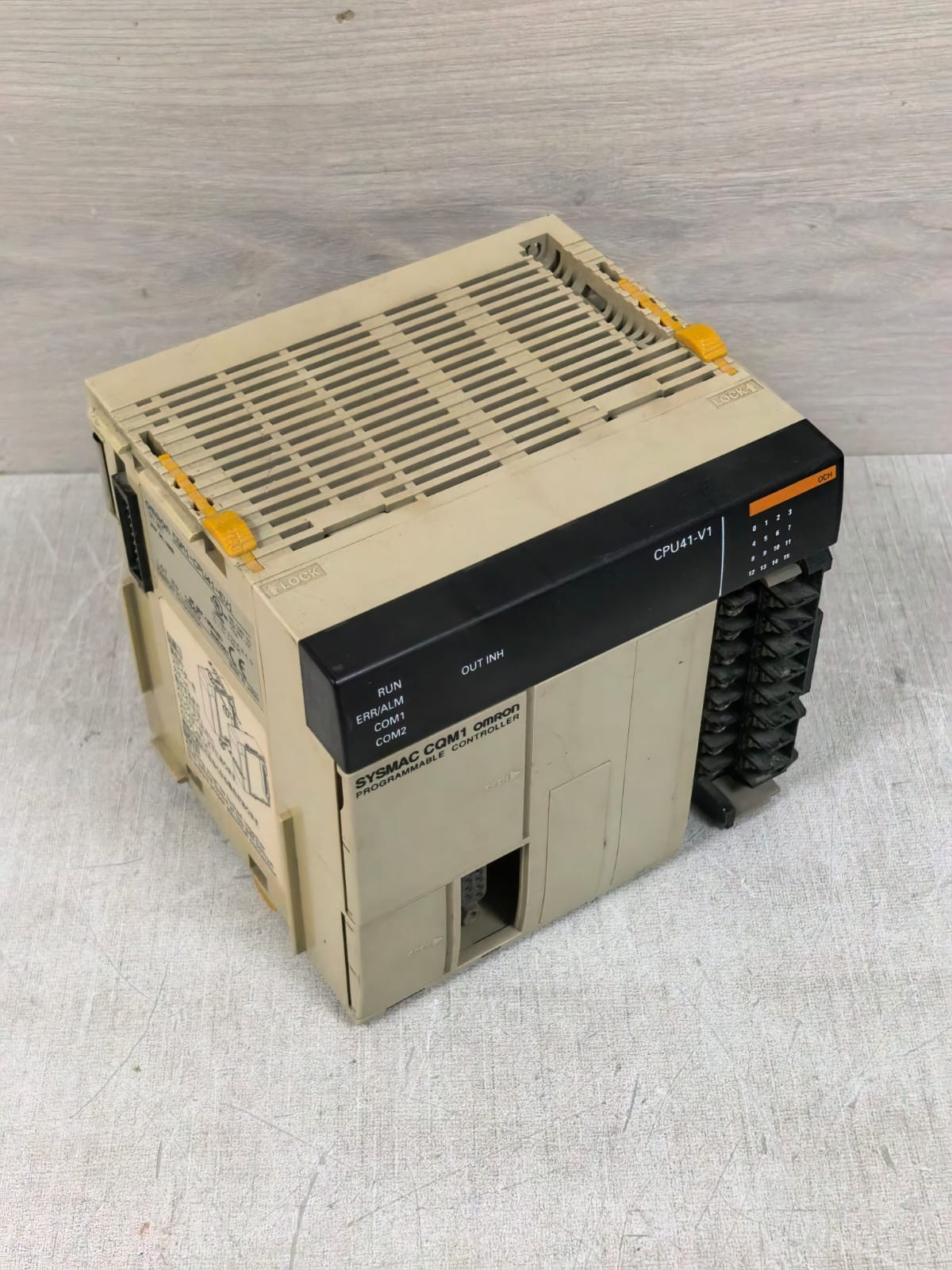 Omron CQM1-CPU41-EV1 OMRON CQM1-CPU41-EV1 SYSMAC CQM1 PROGRAMMABLE CONTROLLER 24VDC 5