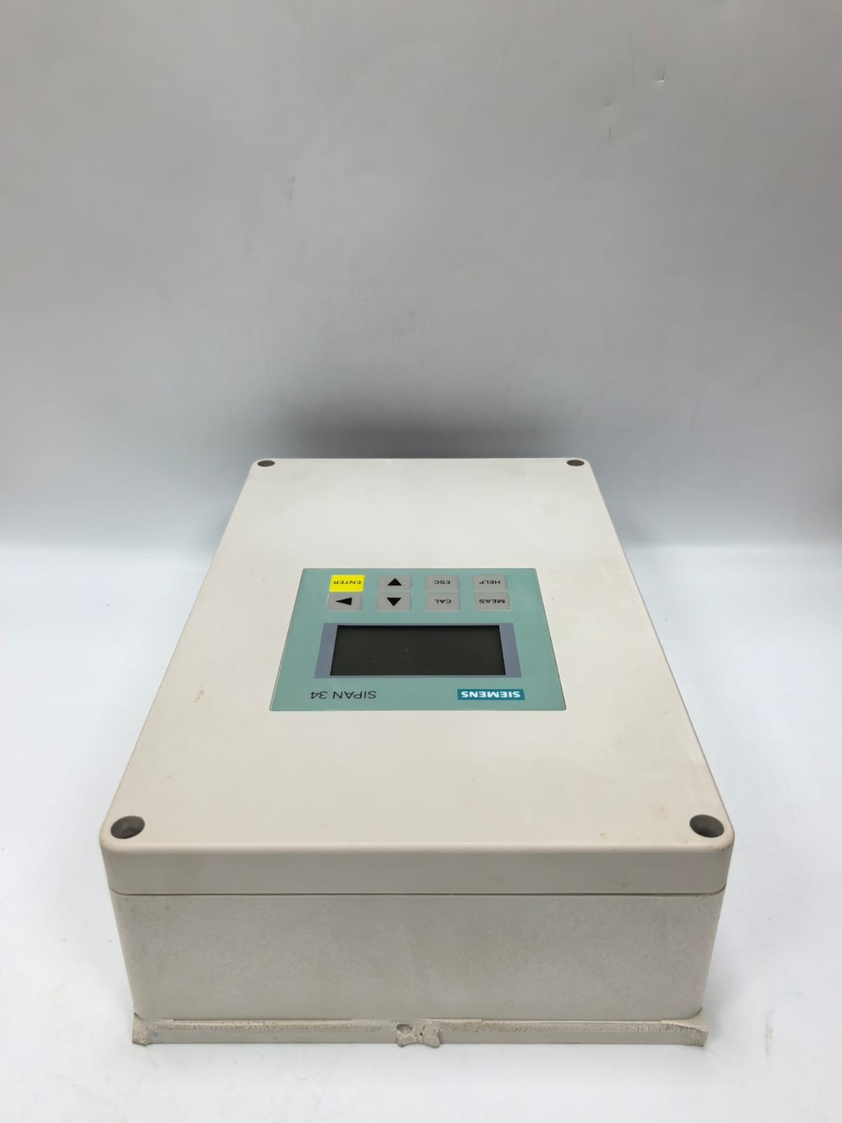 Siemens 7MA2034-0AA10-0AA0 SIEMENS SIPAN 34 LF LIQUID ANALYZER 7MA2034-0AA10-0AA0 8