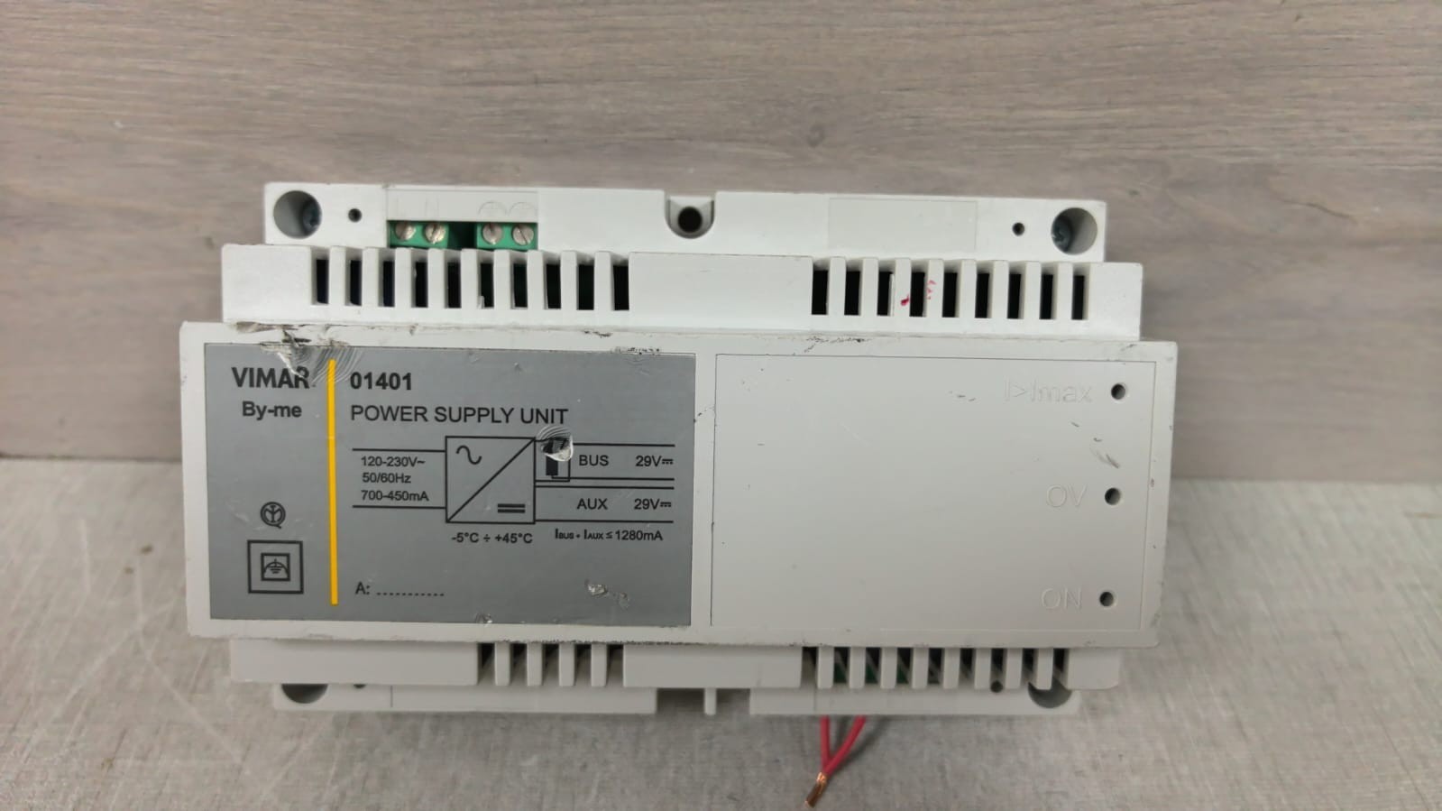VIMAR 01401 VIMAR 01401 Power Supply Unit 120-230V 50/60Hz 3