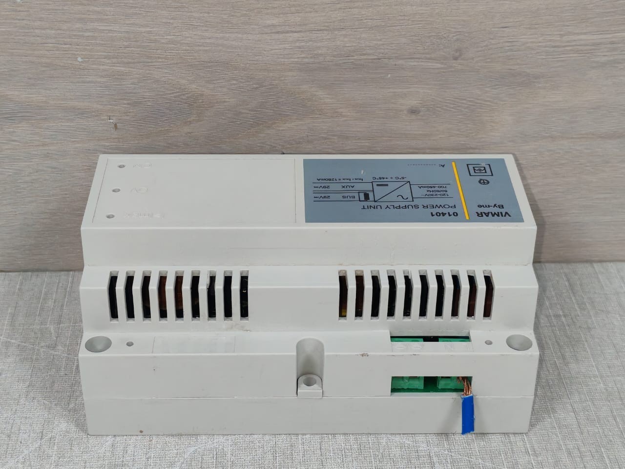 VIMAR 01401 VIMAR 01401 Power Supply Unit 120-230V 50/60Hz 8